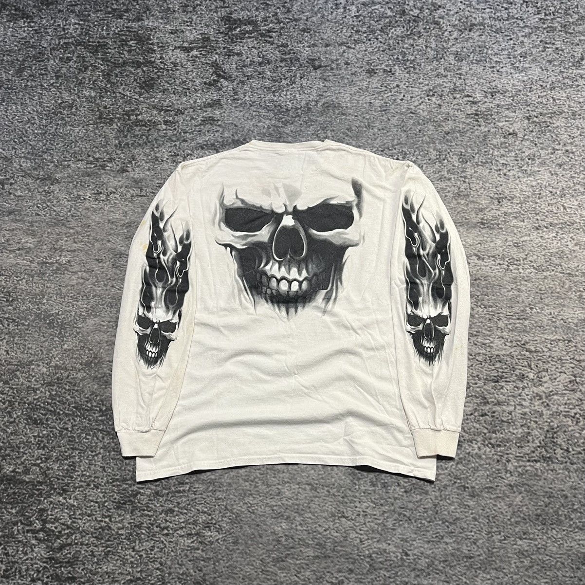 Vintage Vintage Y2K Skull Flames Longsleeve Shirt Grunge Skater Size US L / EU 52-54 / 3 - 2 Thumbnail