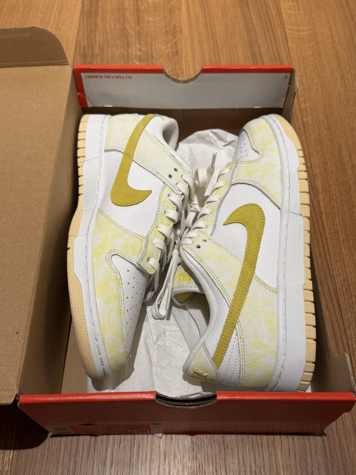 Nike Nike Dunk Low ‘Yellow Strike’ Size US 9.5 / EU 42-43 - 2 Thumbnail