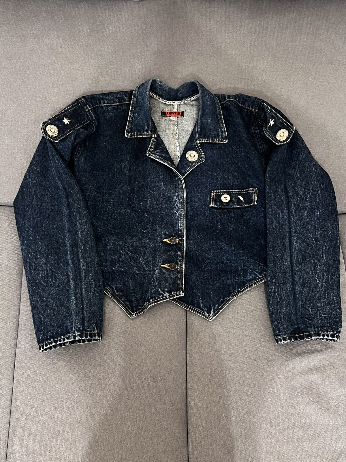 Levi's levi’s vintage 80s raw denim jacket Size M / US 6-8 / IT 42-44 - 1 Thumbnail