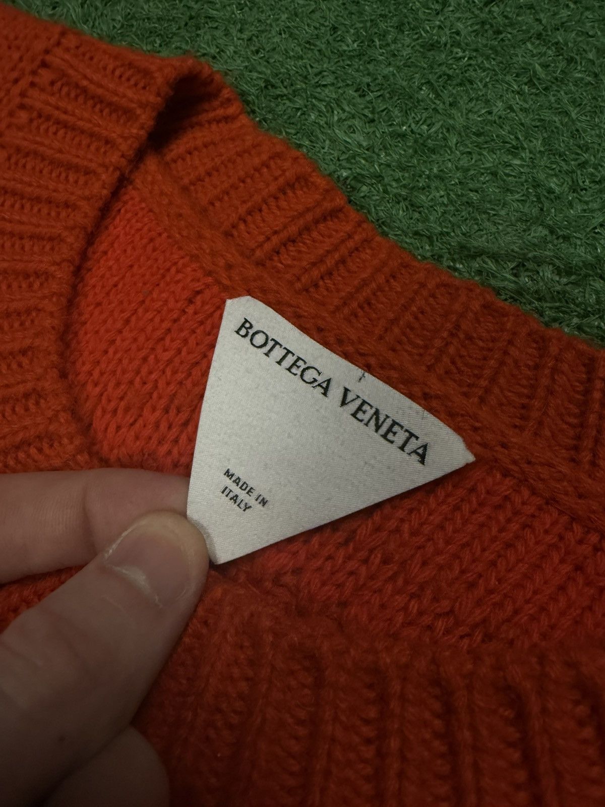 Bottega Veneta Bottega Veneta spellout sweater sized medium Size US M / EU 48-50 / 2 - 3 Thumbnail