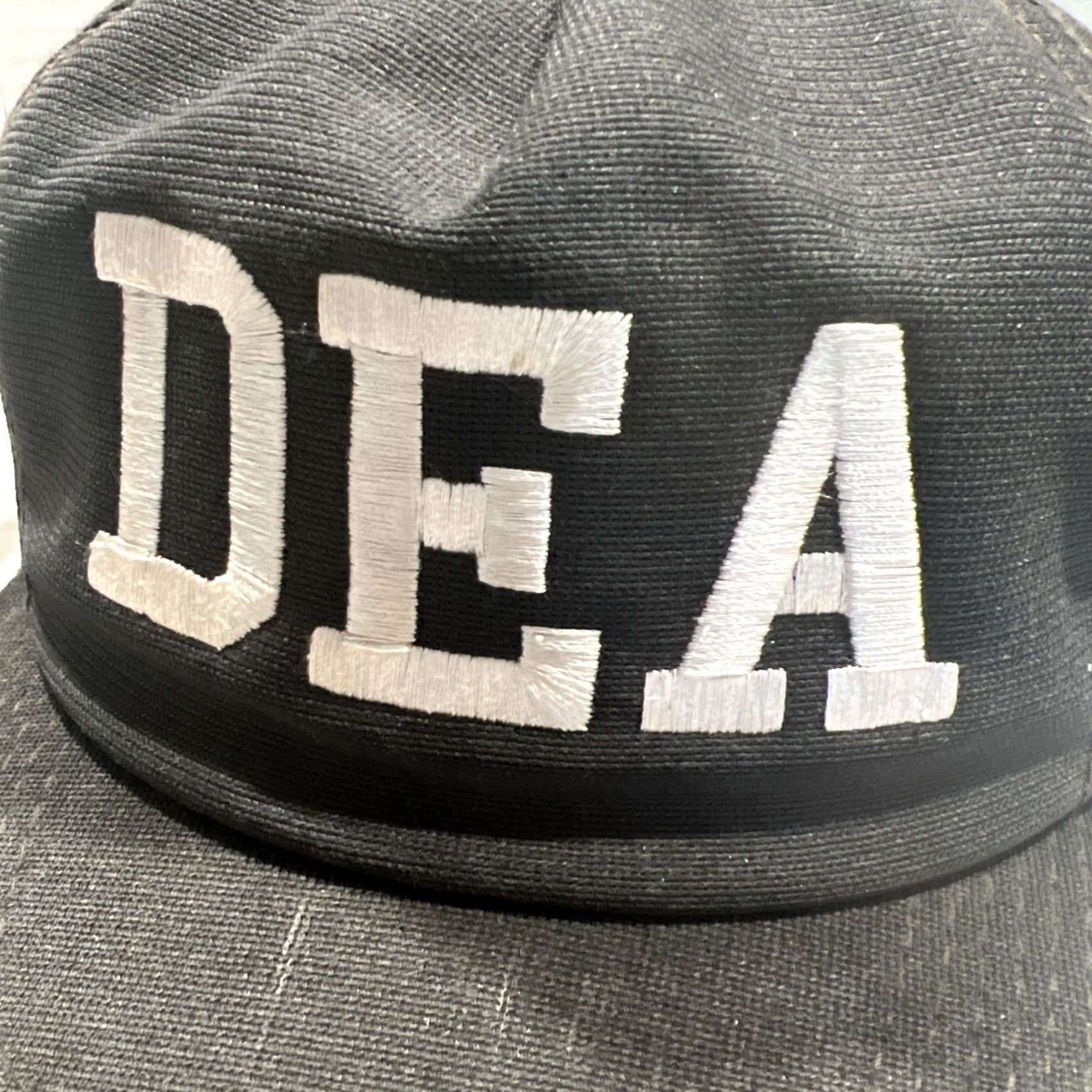 Vintage VINTAGE DEA Hat USA Law Enforcement Strapback Cap Made Old Used Stains Size ONE SIZE - 2 Thumbnail