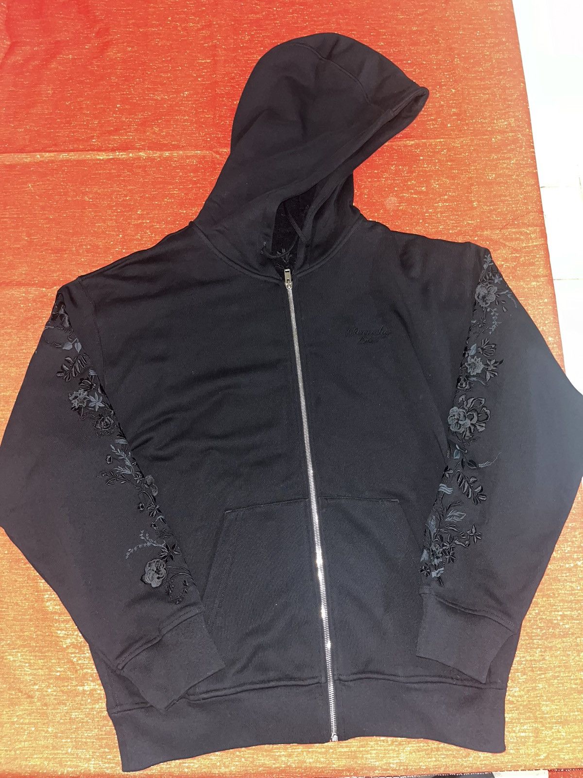 Givenchy Givenchy Sweatshirt Sz XL Size US XL / EU 56 / 4 - 18 Thumbnail