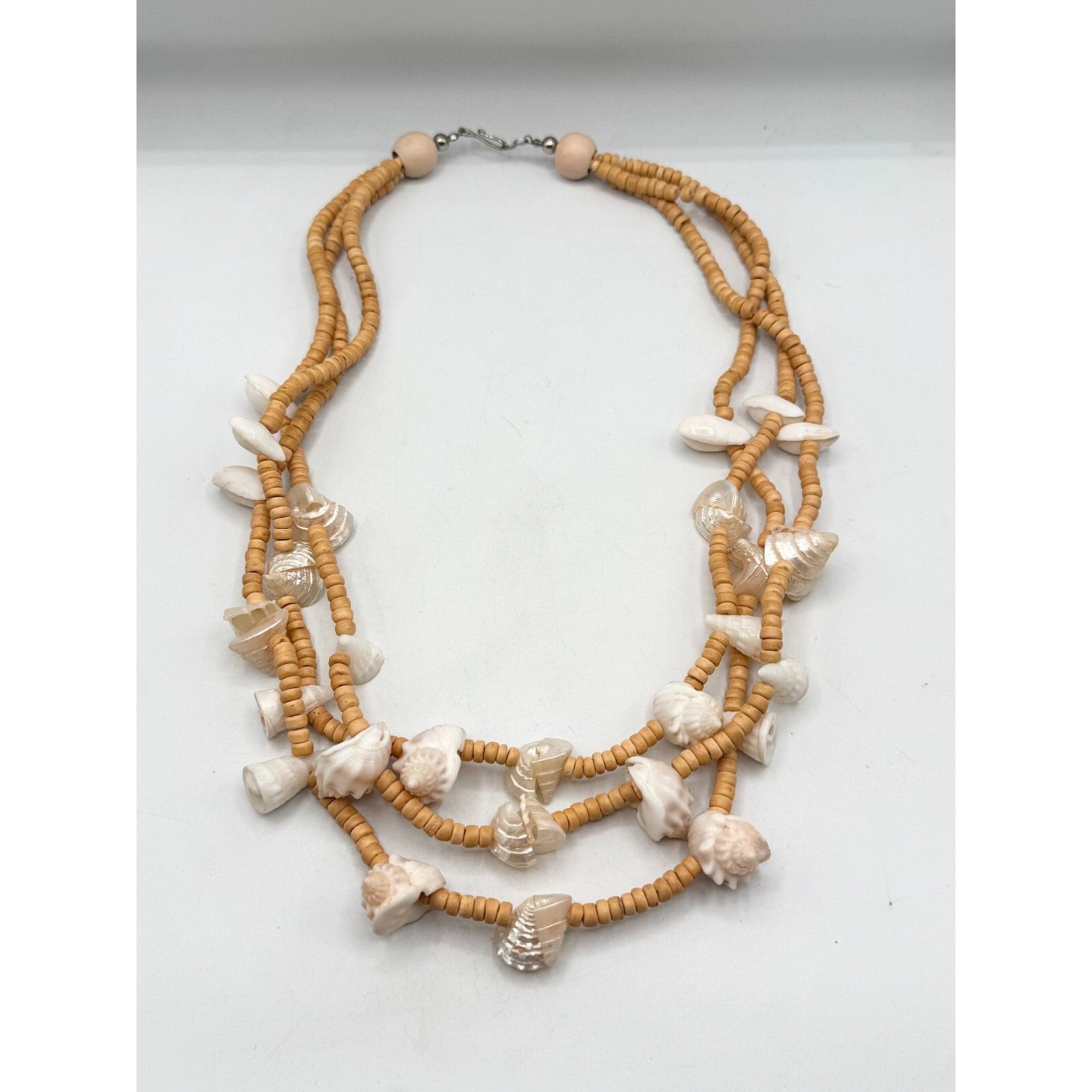 Vintage Vintage Three Strand Sea Shell Seashell Beaded Sea Queen Nec Size ONE SIZE - 6 Thumbnail