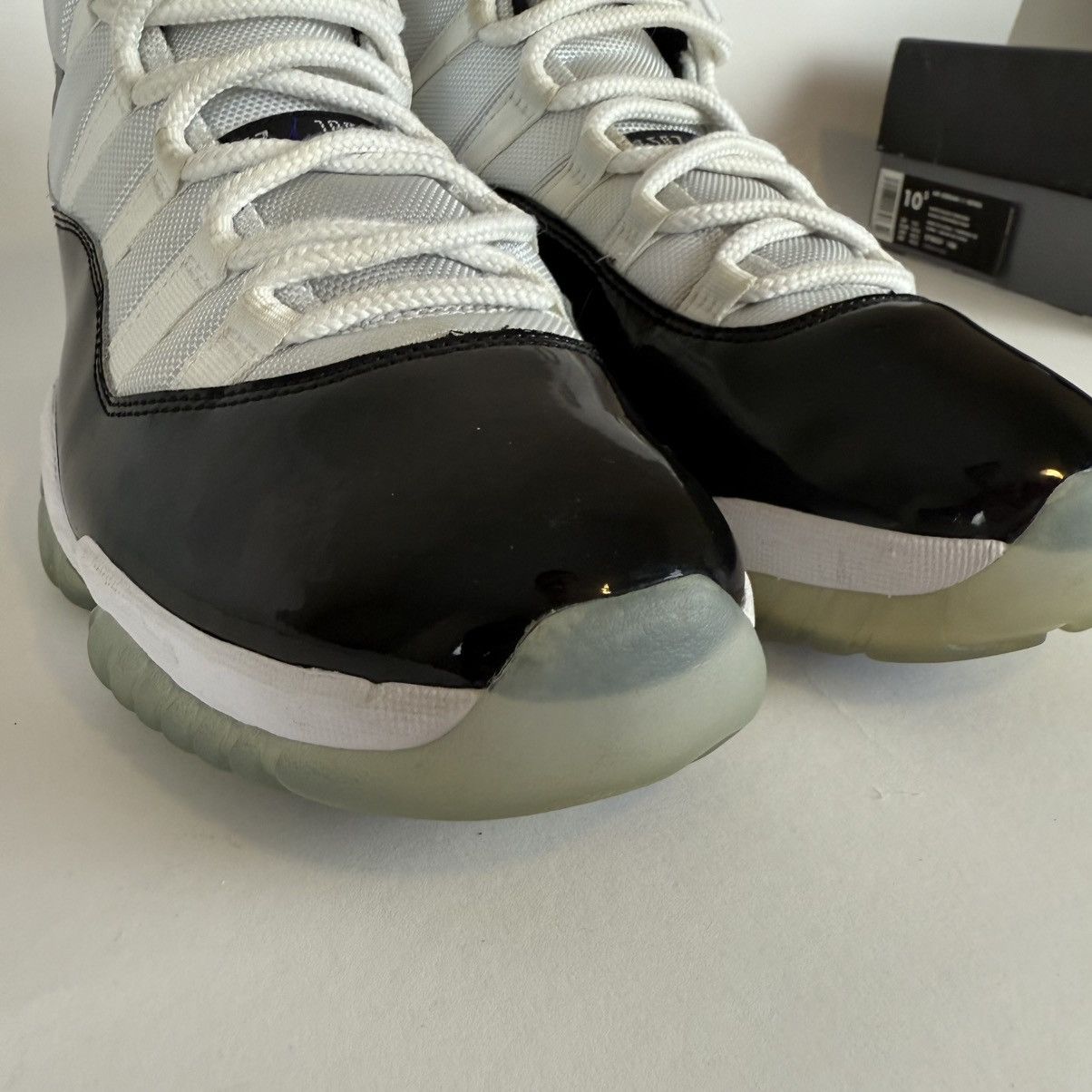 Jordan Brand × Nike Size 10.5-Jordan 11 Concord 2018-LIGHTLY WORN Size US 10.5 / EU 43-44 - 4 Thumbnail