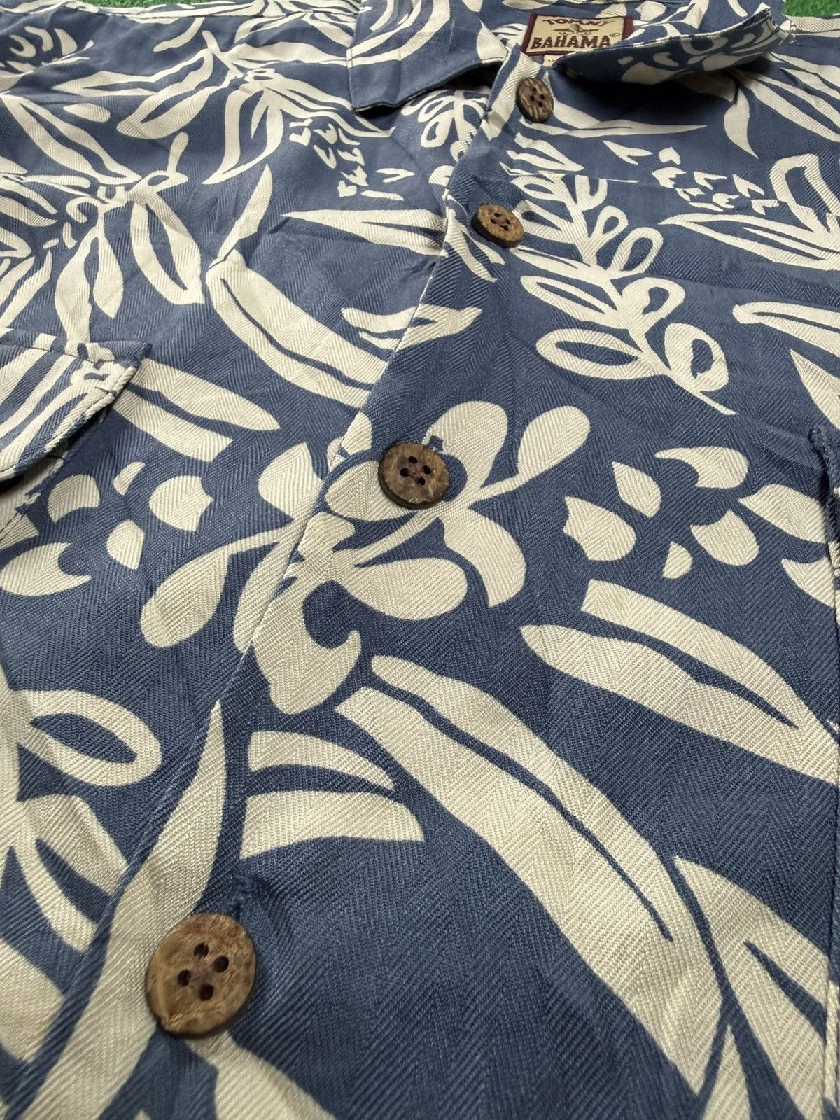 Tommy Bahama Waiʻalae Country Club Hawaii Flap Pocket Button Up Shirt Size US L / EU 52-54 / 3 - 8 Thumbnail