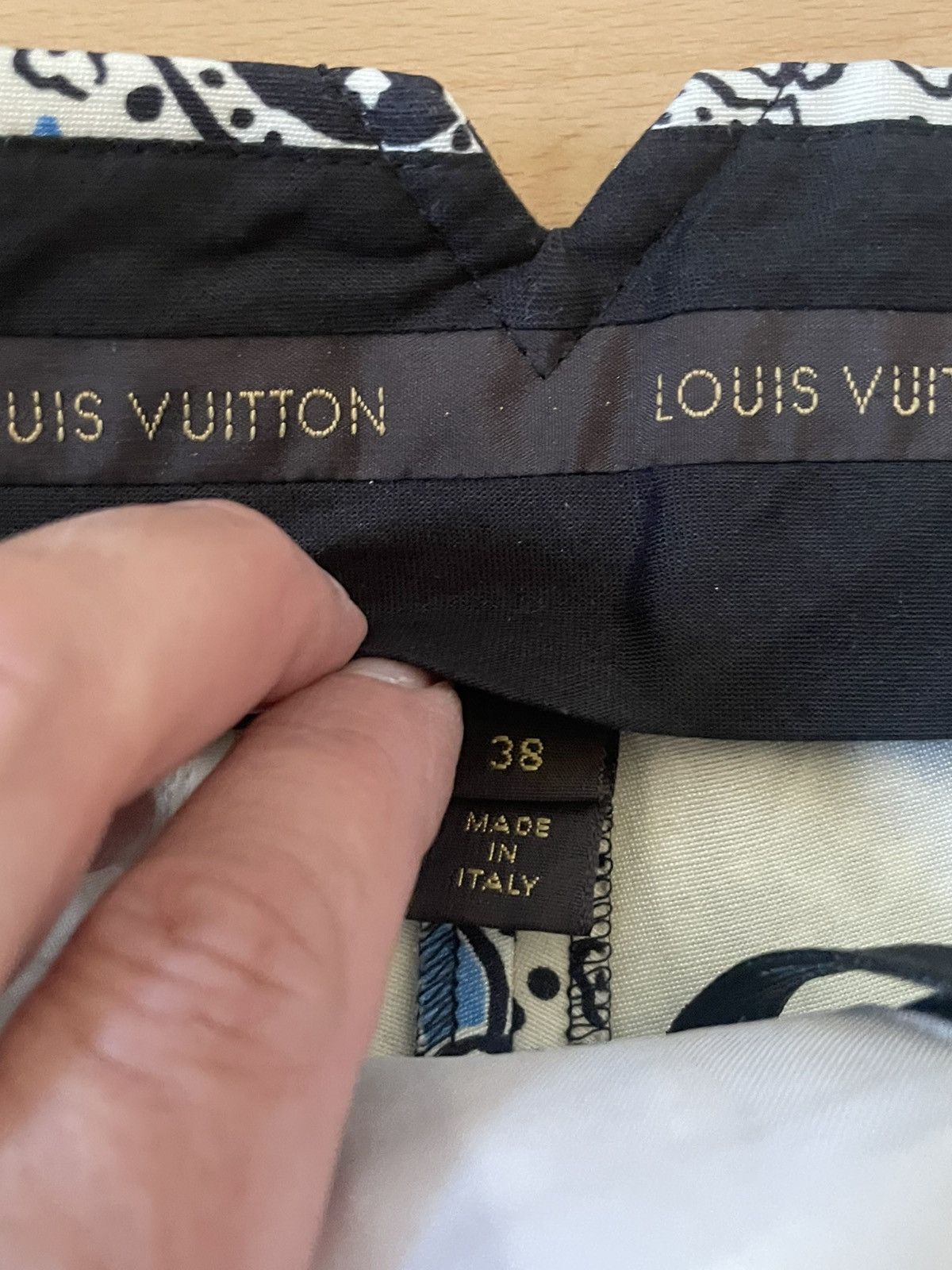 Louis Vuitton LOUIS Vuitton MINI SHORT MONOGRAM Size 27" / US 4 / IT 40 - 4 Thumbnail