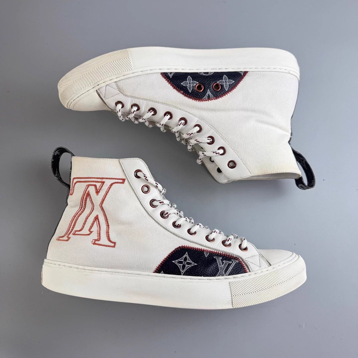 Louis Vuitton LV Monogram lace-up sneakers 41 EU 95 New Size US 8 / EU 41 - 4 Thumbnail