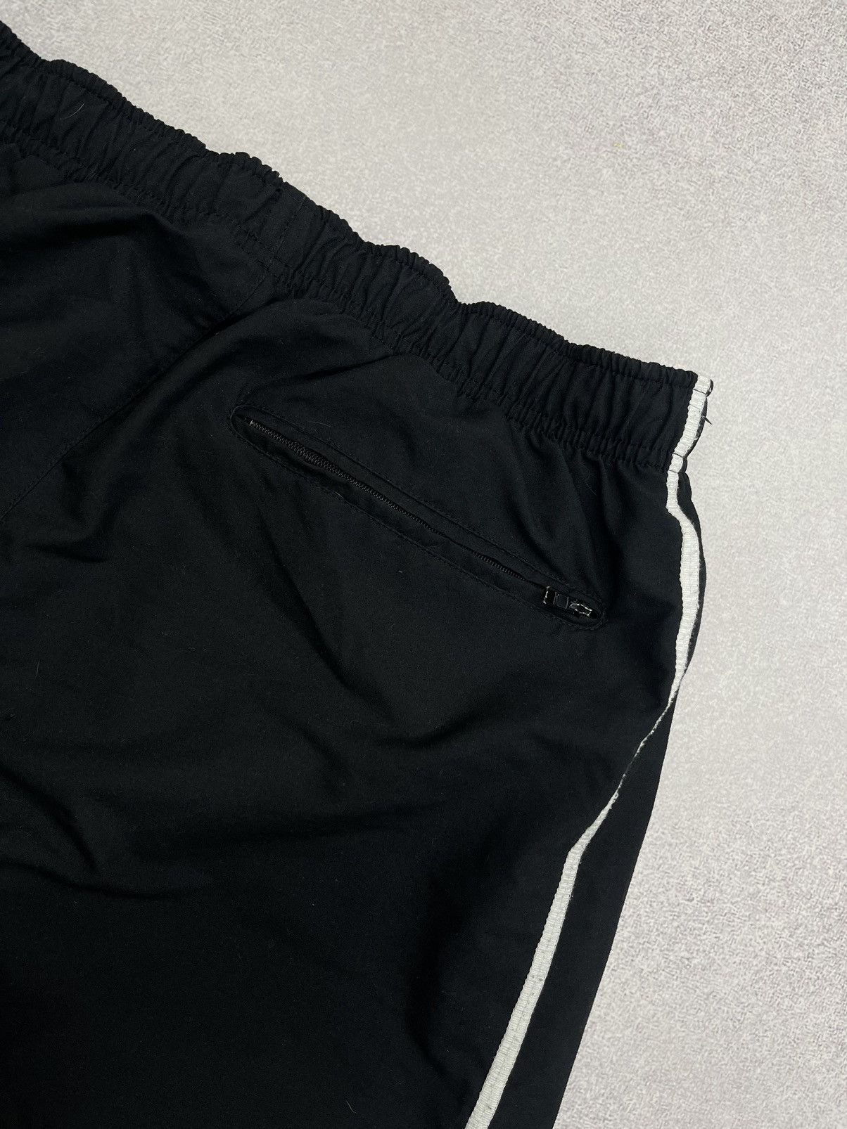 Nike Vintage Nike Nylon Black Sweatpants Double Big Logo Swoosh Size US 34 / EU 50 - 9 Thumbnail