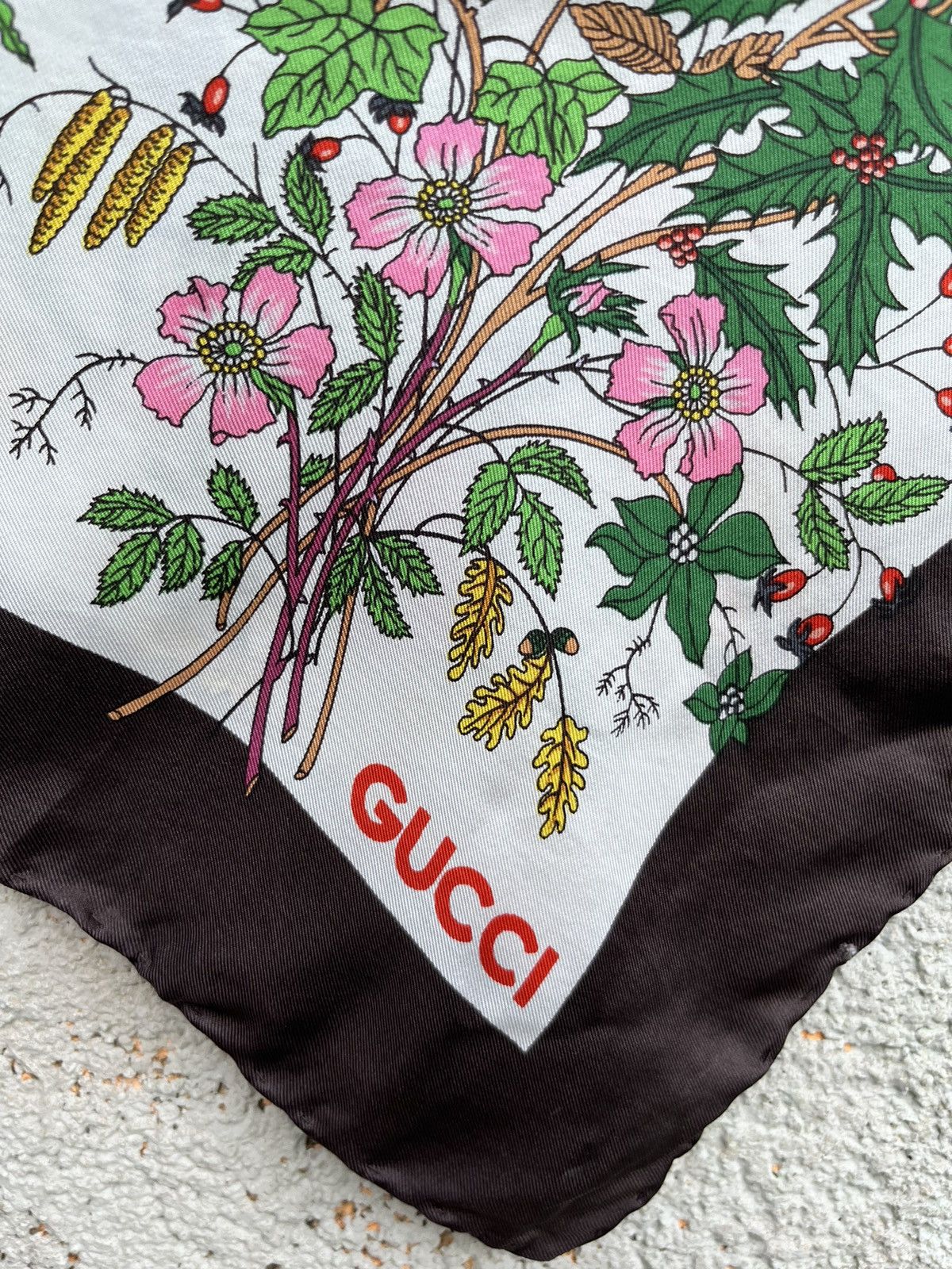 Designer Vintage 80s Gucci Iconic Florals Scarf Size ONE SIZE - 3 Thumbnail
