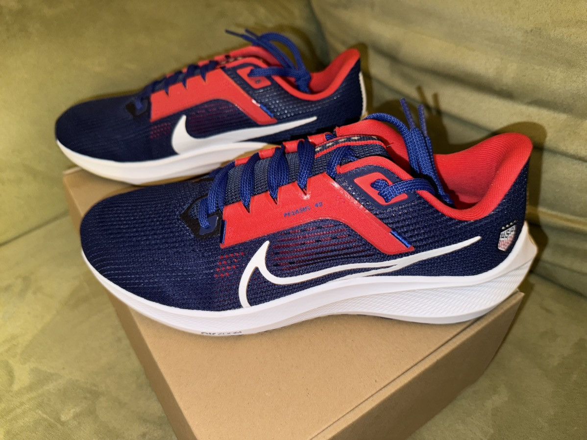 Nike Nike Air Zoom Pegasus 40 “USA USWNT” NEW w/ BOX! size 9 mens Size US 9 / EU 42 - 6 Thumbnail