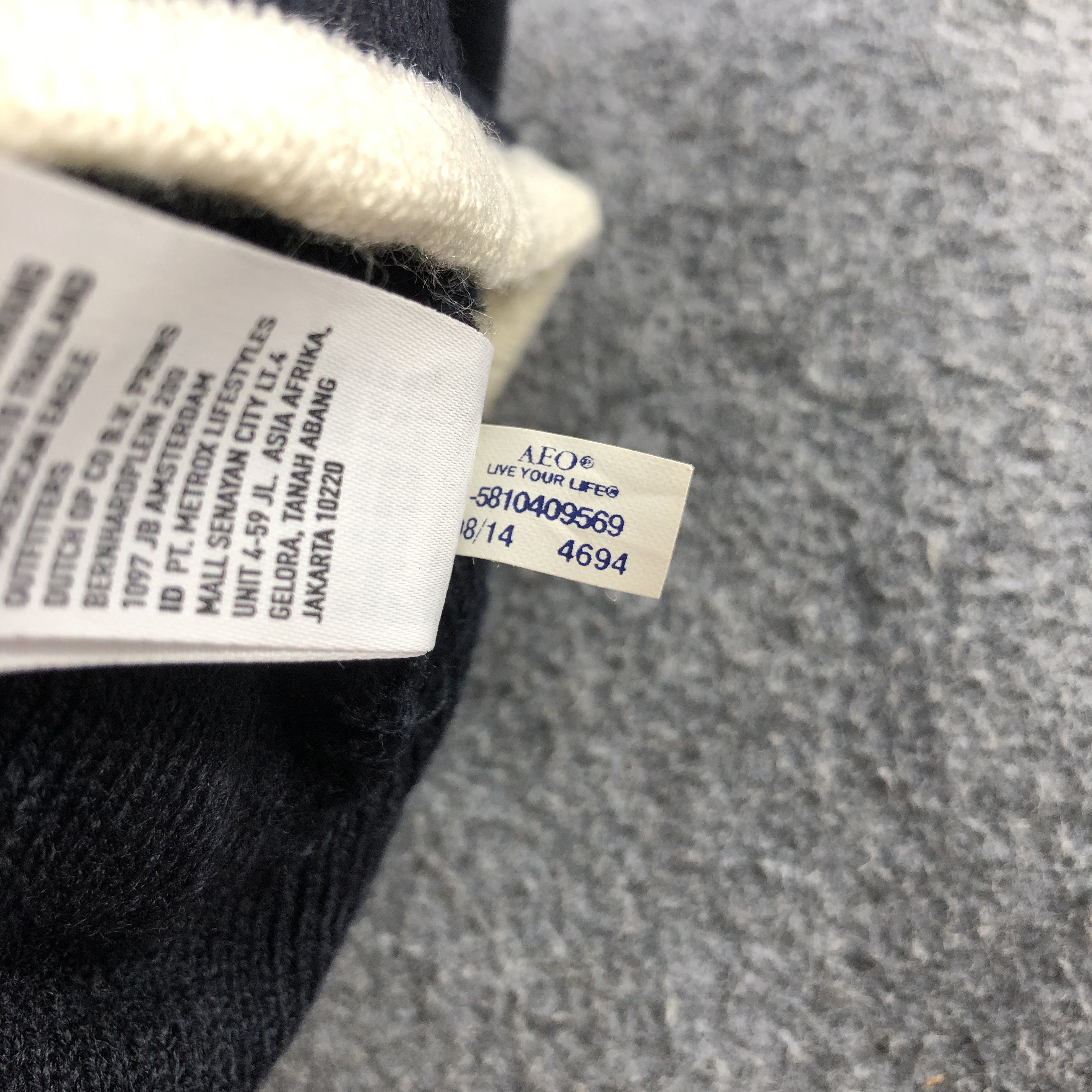 American Eagle Outfitters American Eagle Outfitters Bobble Neon Green Beanie B203 Size ONE SIZE - 8 Thumbnail