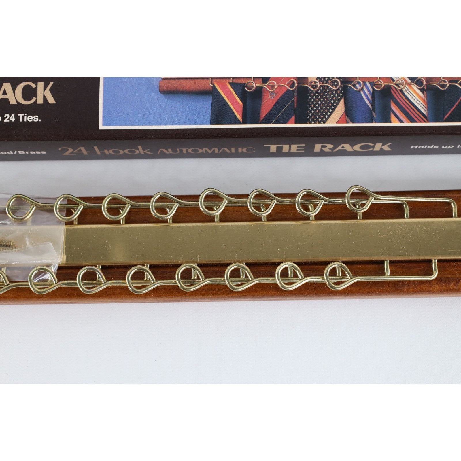 Vintage Deadstock Vintage 80s Wood Brass 24 Hook Automatic Tie Rack Size ONE SIZE - 3 Thumbnail