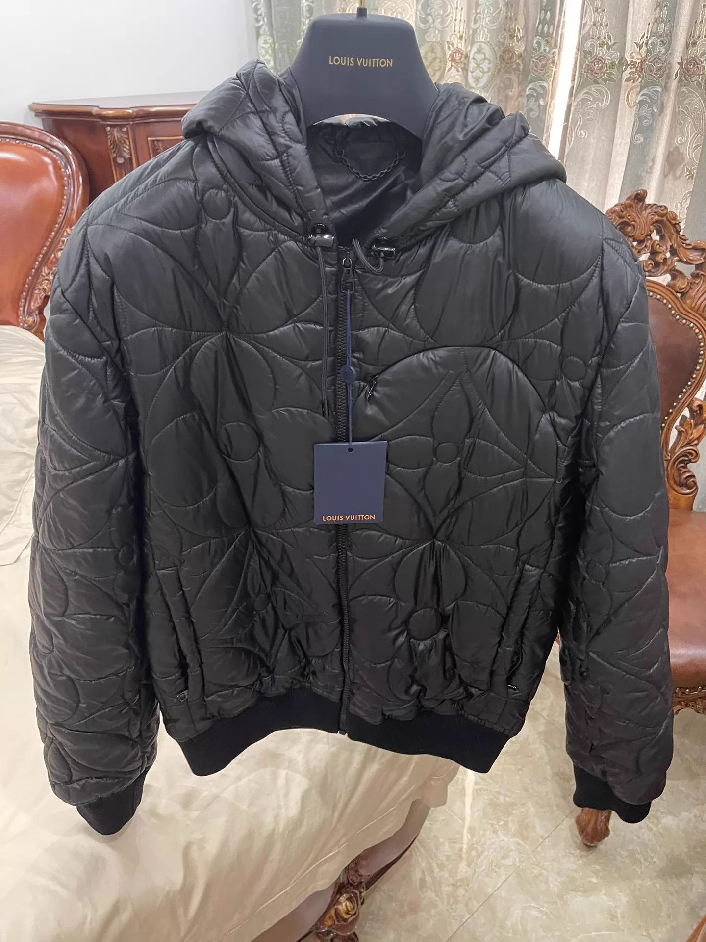 Louis Vuitton LV 3D Monogram Embroidered Padded Jacket 48 Size US M / EU 48-50 / 2 - 1 Thumbnail