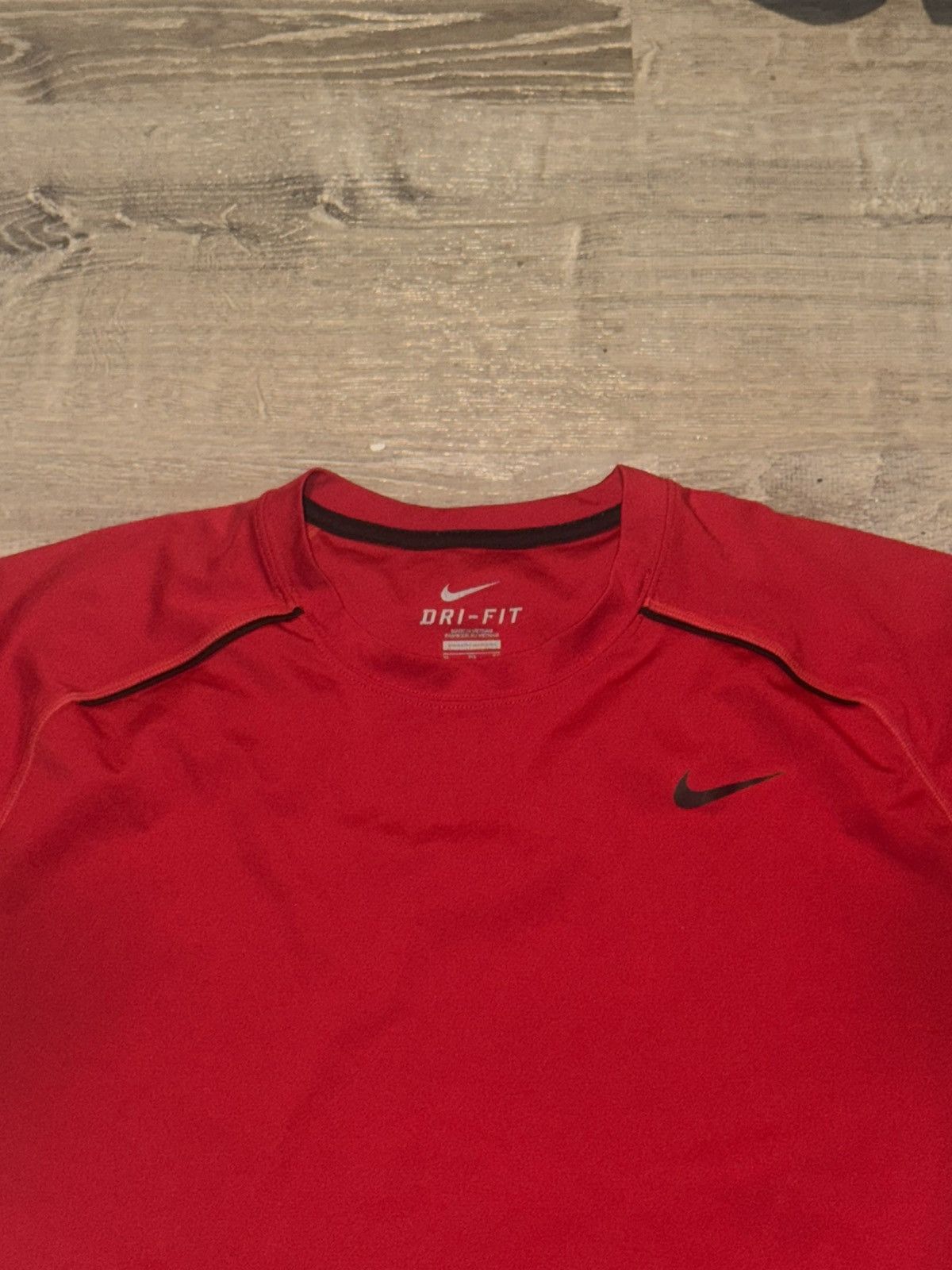 Nike Nike Dri-Fit Shirt 'Red' Size US XL / EU 56 / 4 - 2 Thumbnail