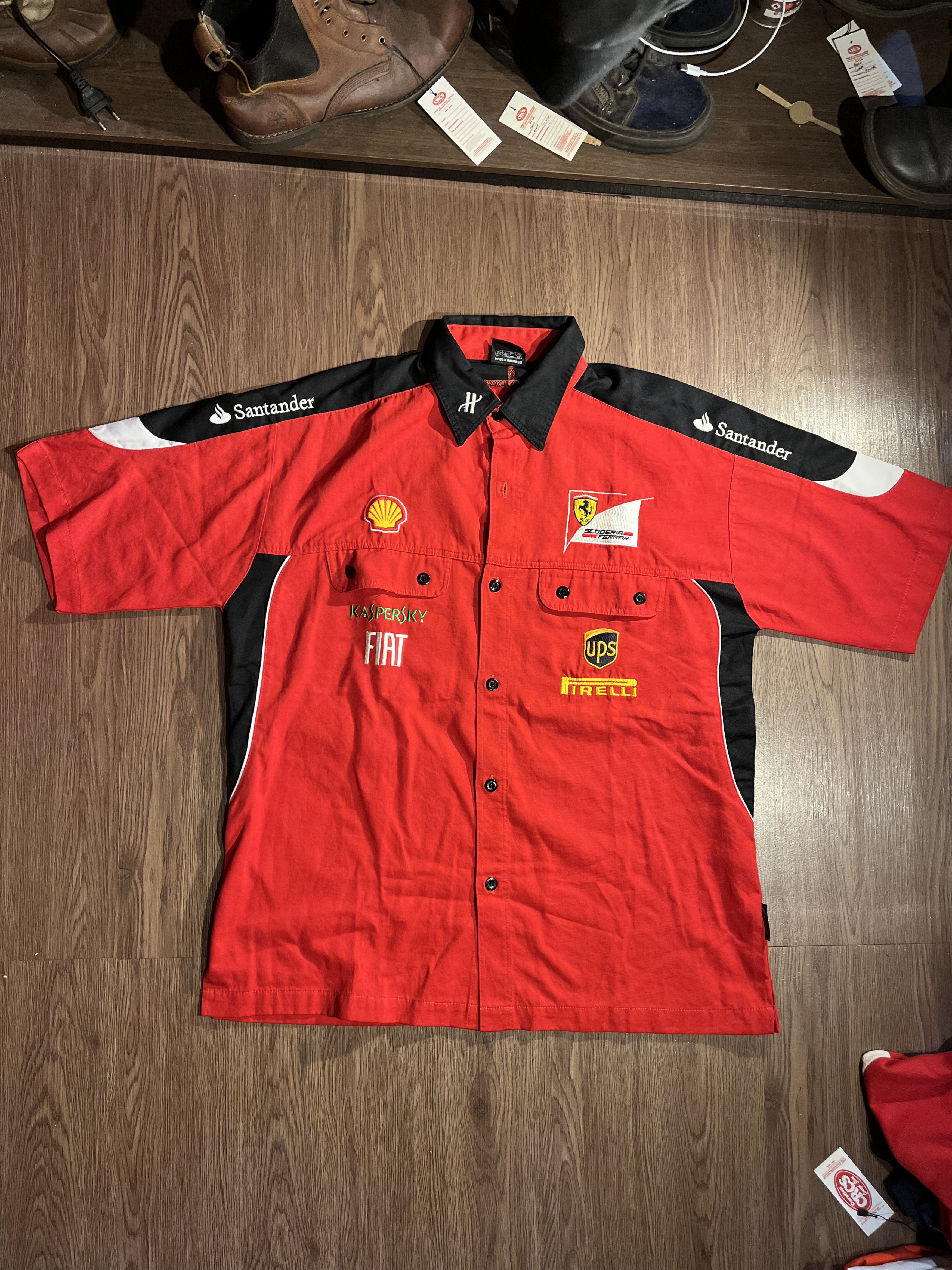 Ferrari 90s Scuderia Ferrari F1 Team Workshirt Size US XL / EU 56 / 4 - 1 Thumbnail