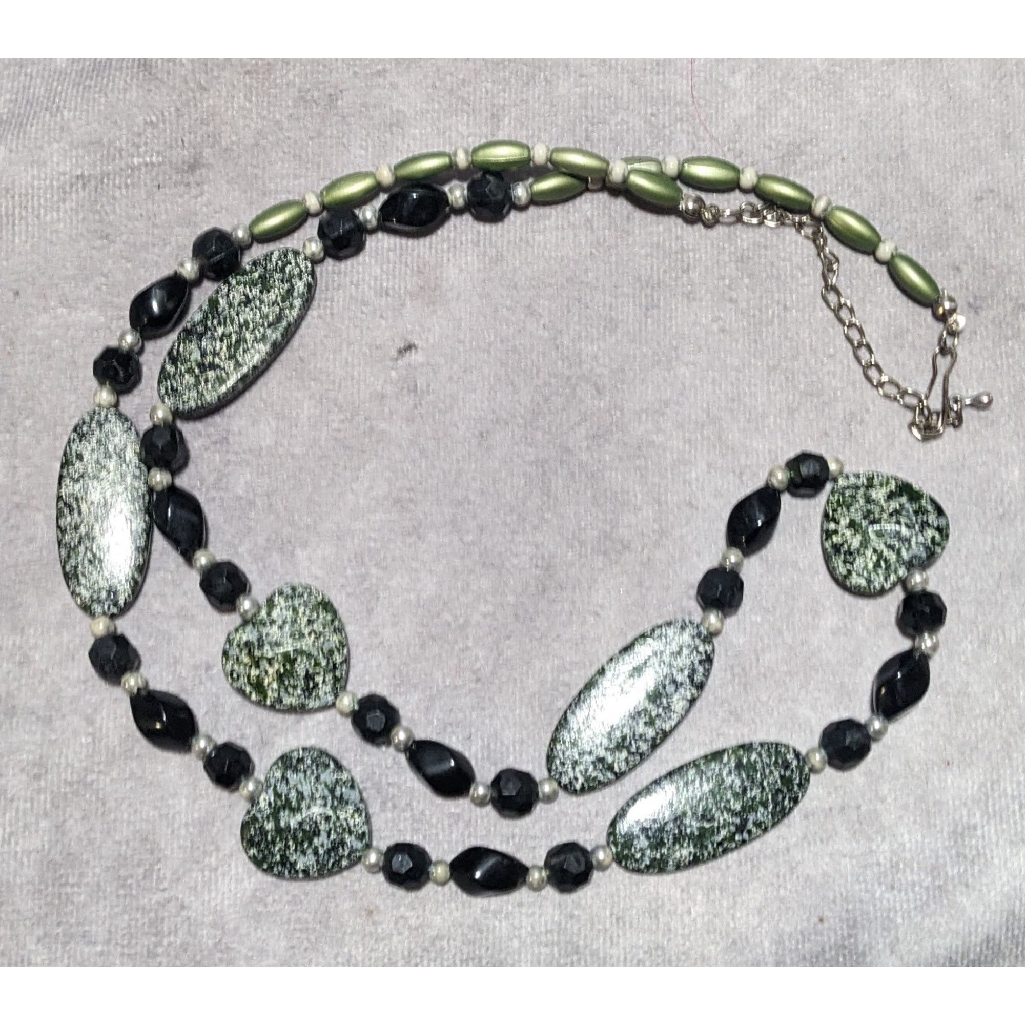 Other Green & Black Speckled Beaded Necklace Size ONE SIZE - 8 Thumbnail
