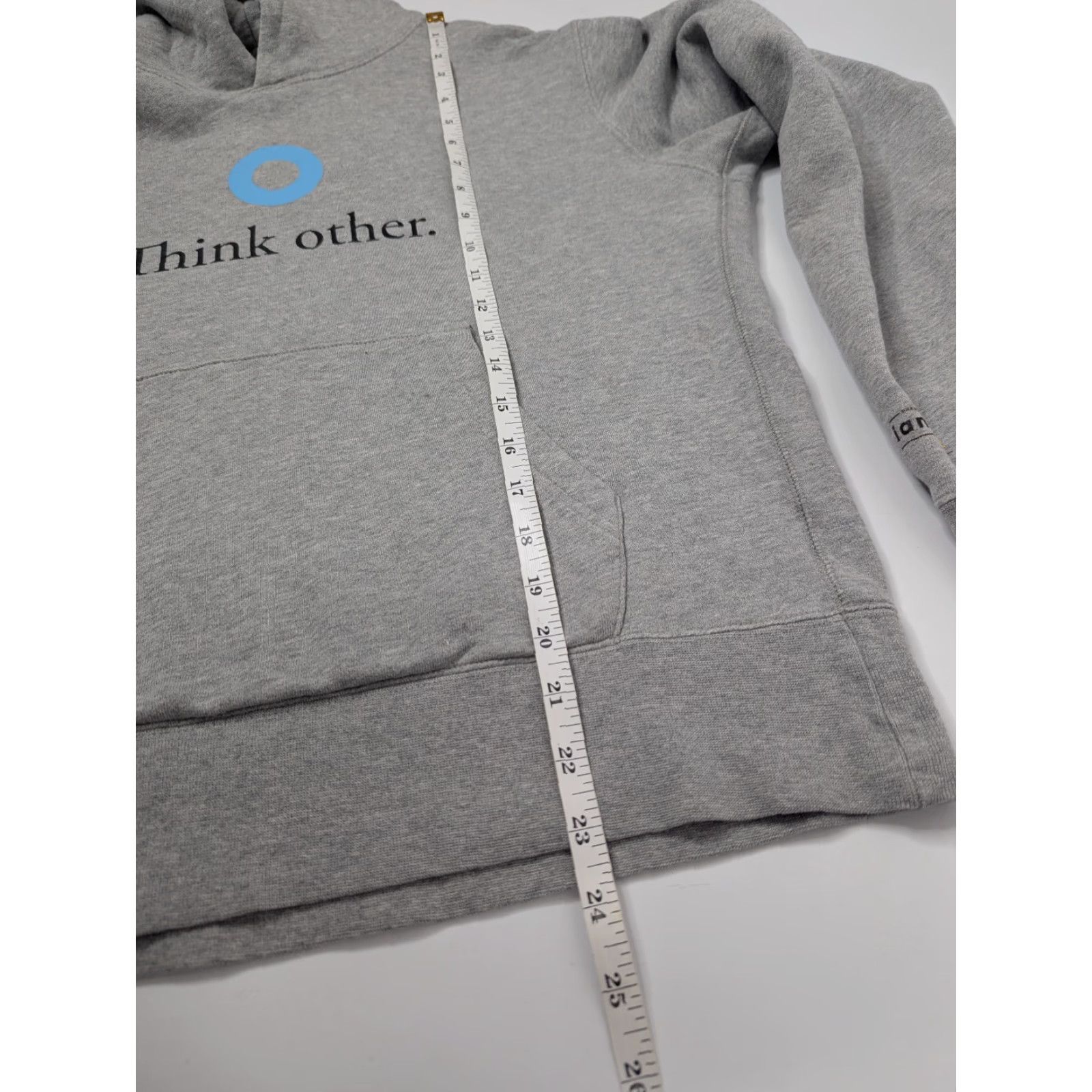 Uniqlo **Uniqlo x Pharrell Williams Gray Pullover Hoodie Size XS** User: Vintage Uniqlo x Pharrell Williams Gray Pullover Hoodie Size XS Size US XS / EU 42 / 0 - 6 Thumbnail