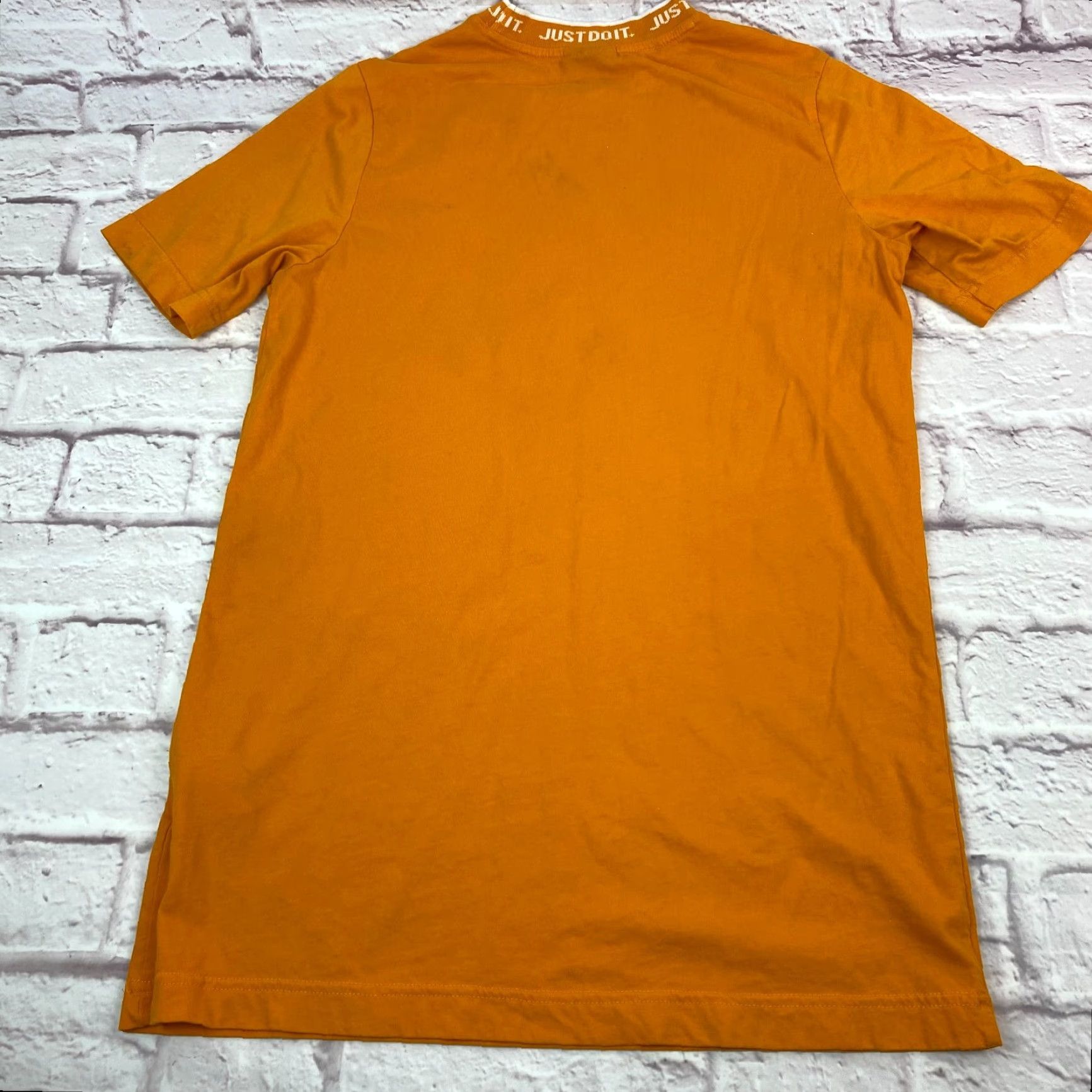 Nike VINTAGE Nike Shirt Mens Just Do It 100% Cotton Coll ar Logo Wrap Around Short Sleeve Size M Yellow - Mens T-Shirt Size US M / EU 48-50 / 2 - 3 Thumbnail