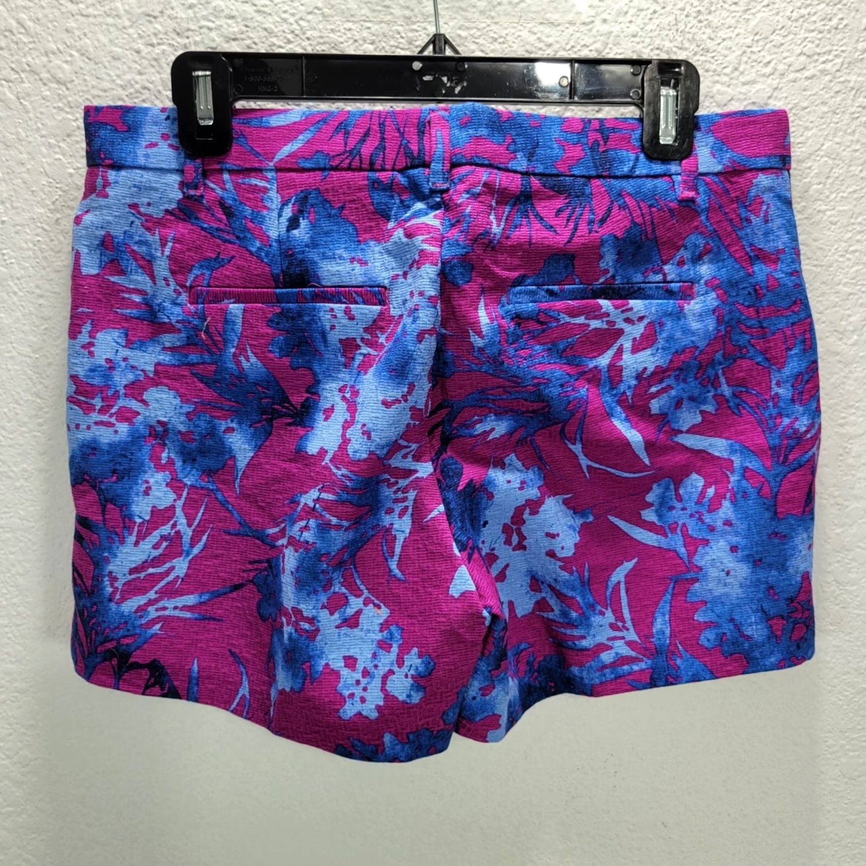 Banana Republic Banana Republic Womens Floral Print Cotton Chino Shorts Sz 6 Blue Pink Pockets Chino Short Womens 6 Blue Pink Size 28" / US 6 / IT 42 - 3 Thumbnail