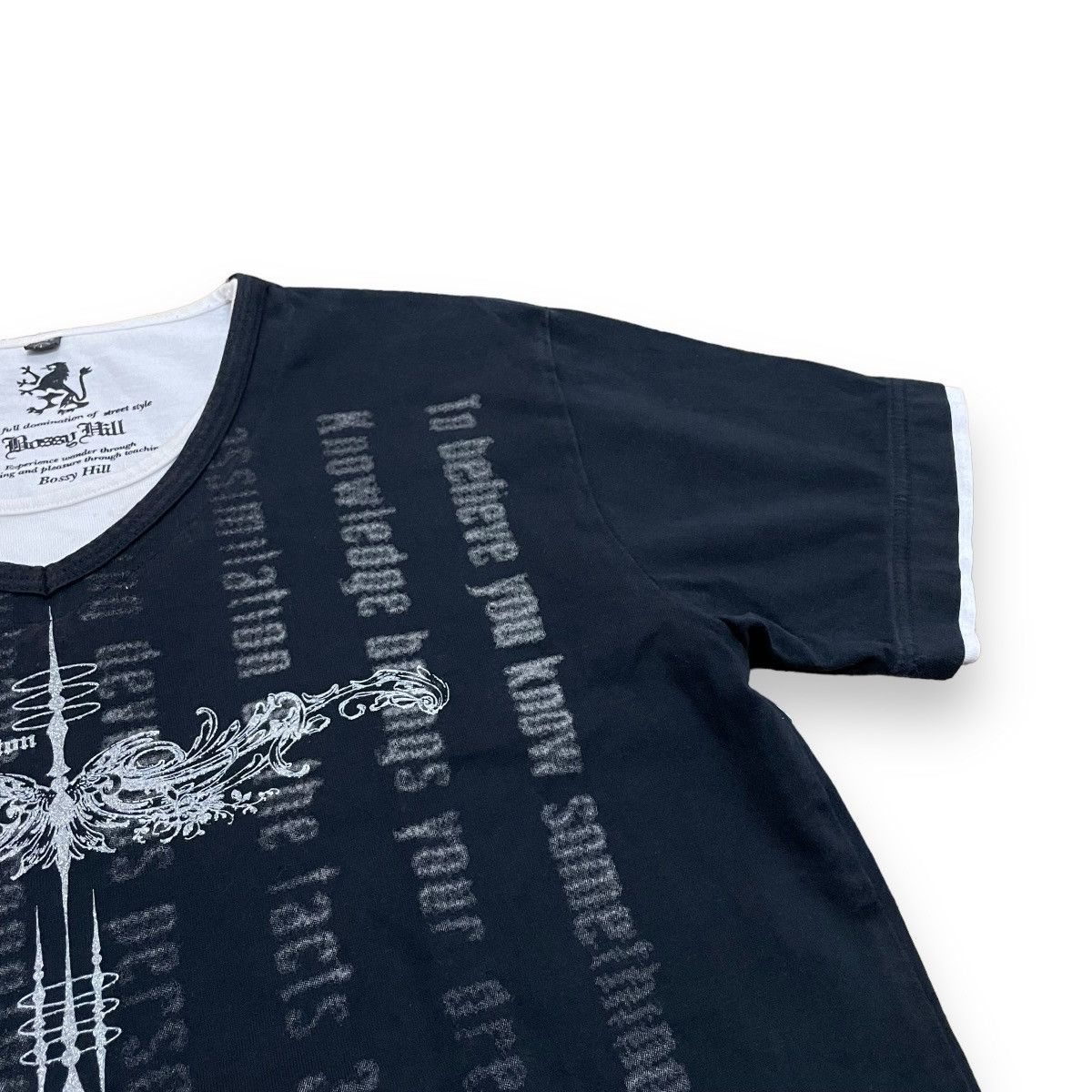 If Six Was Nine 🇯🇵 Y2K BOSSY HILL POEM DOUBLE LAYER TSHIRT Size US L / EU 52-54 / 3 - 5 Thumbnail