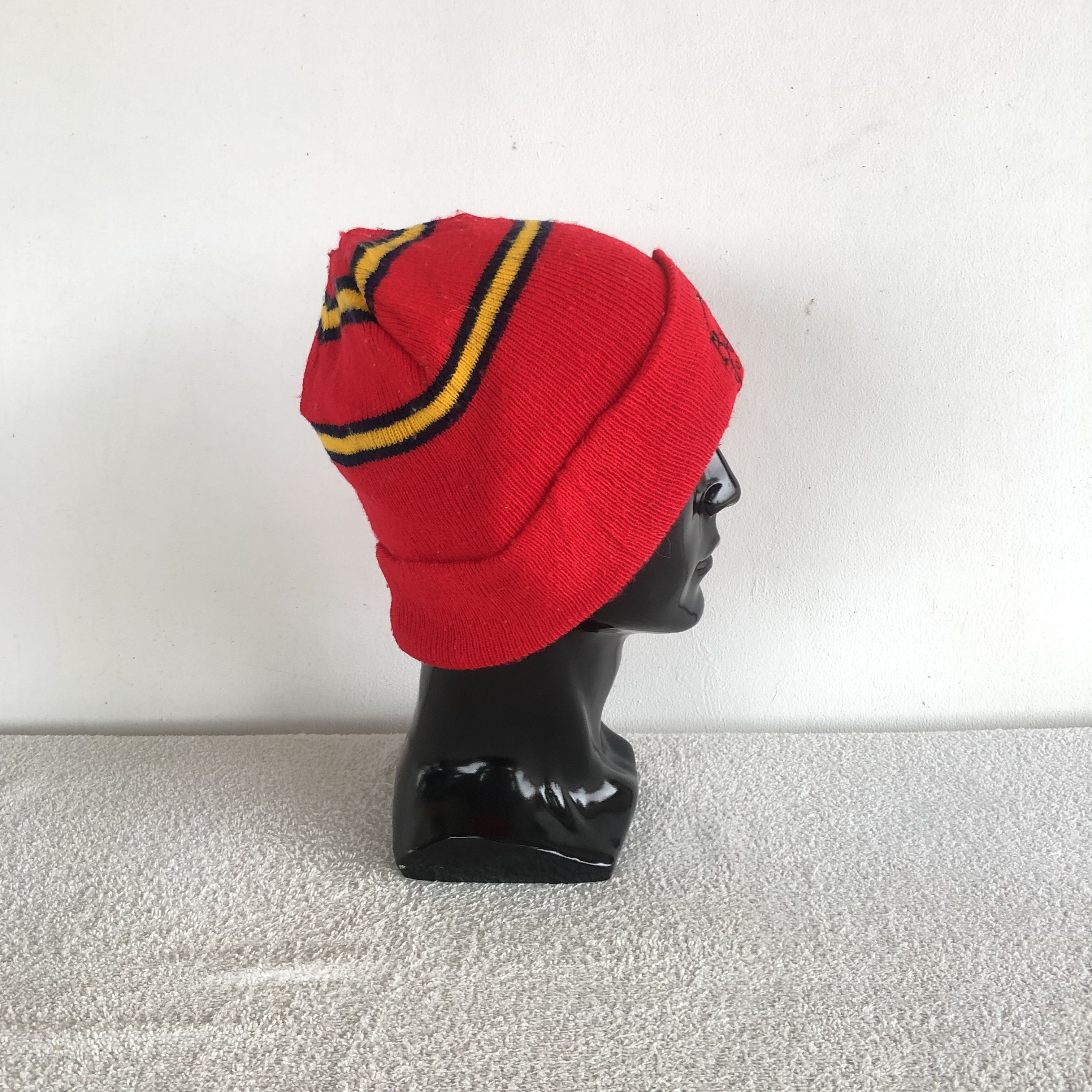 Disney Vintage 90s Pooh Disney Beanie Cartoon Snow Caps Hats Size ONE SIZE - 3 Thumbnail