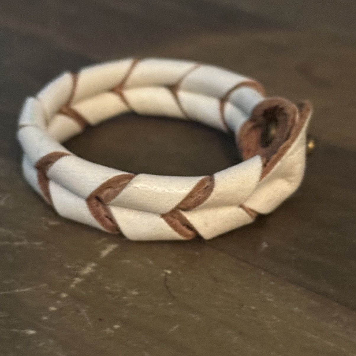 Vintage Vintage woven white leather bracelet Size ONE SIZE - 7 Thumbnail