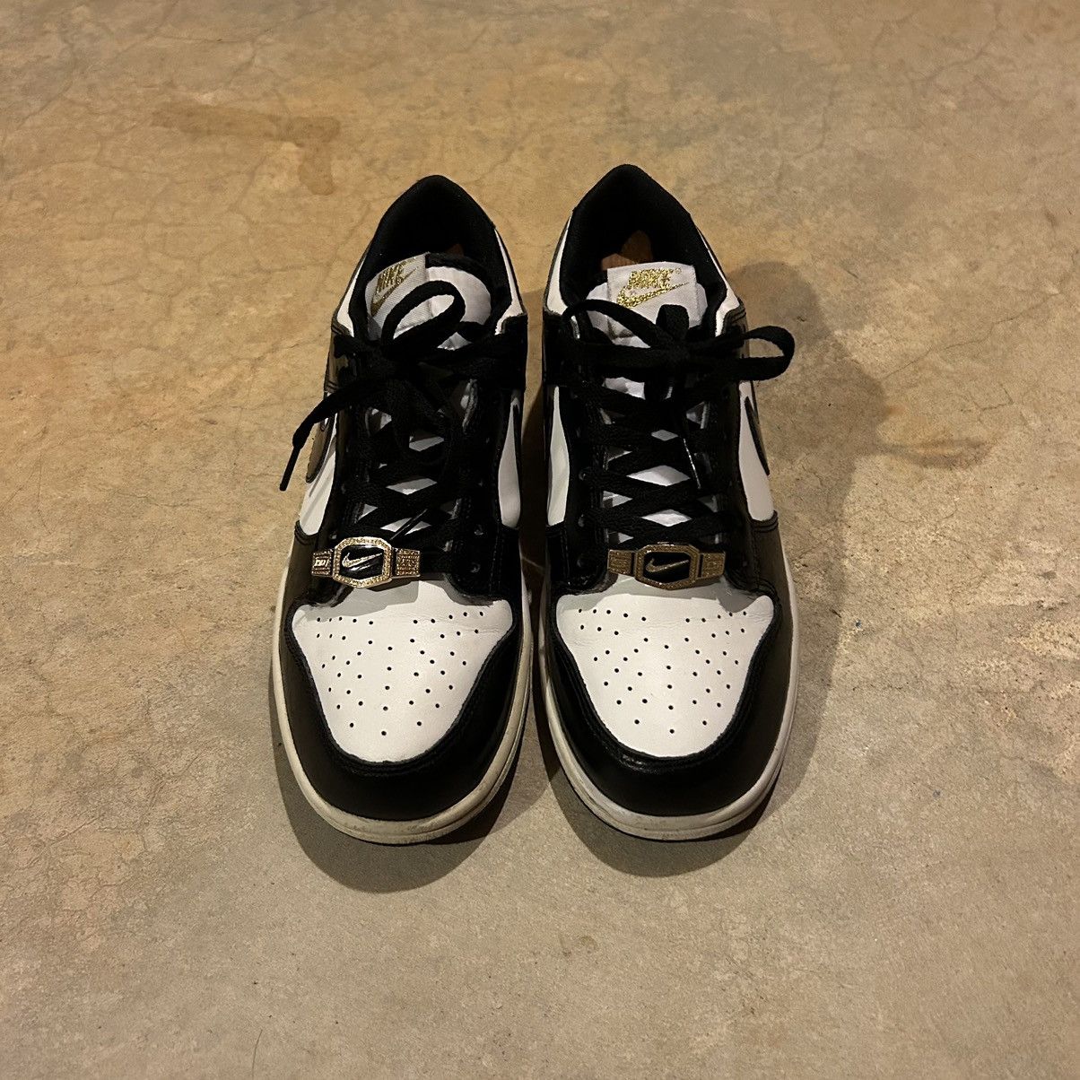 Japanese Brand × Nike Nike Dunk Low SE World Champs Black/White 2022 US 8 Size US 8 / EU 41 - 3 Thumbnail