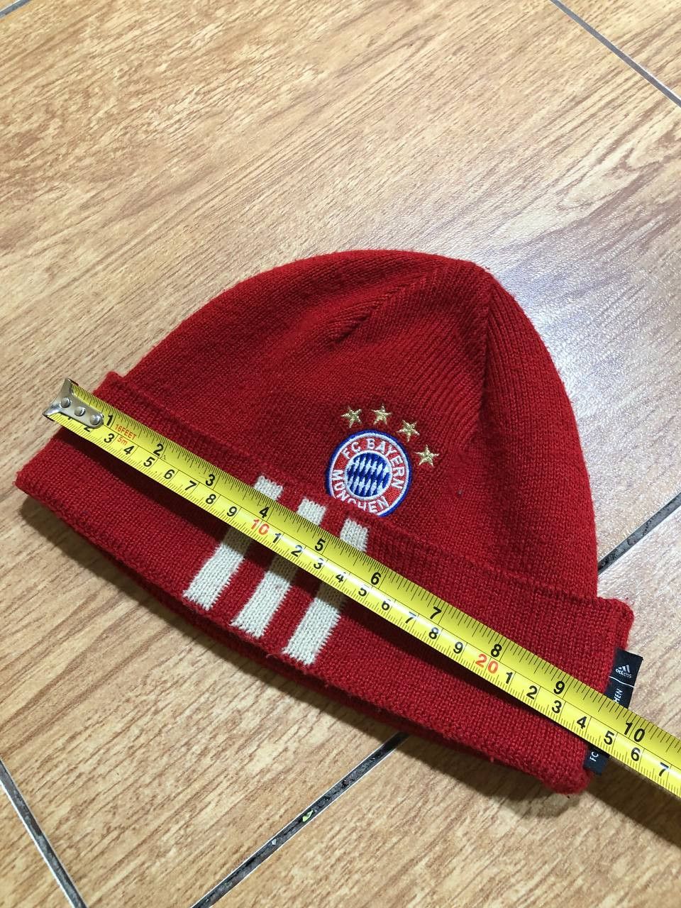 Adidas Adidas Vintage FC Bayern Munchen 3 Stripes Red Beanie Hat Size ONE SIZE - 5 Thumbnail
