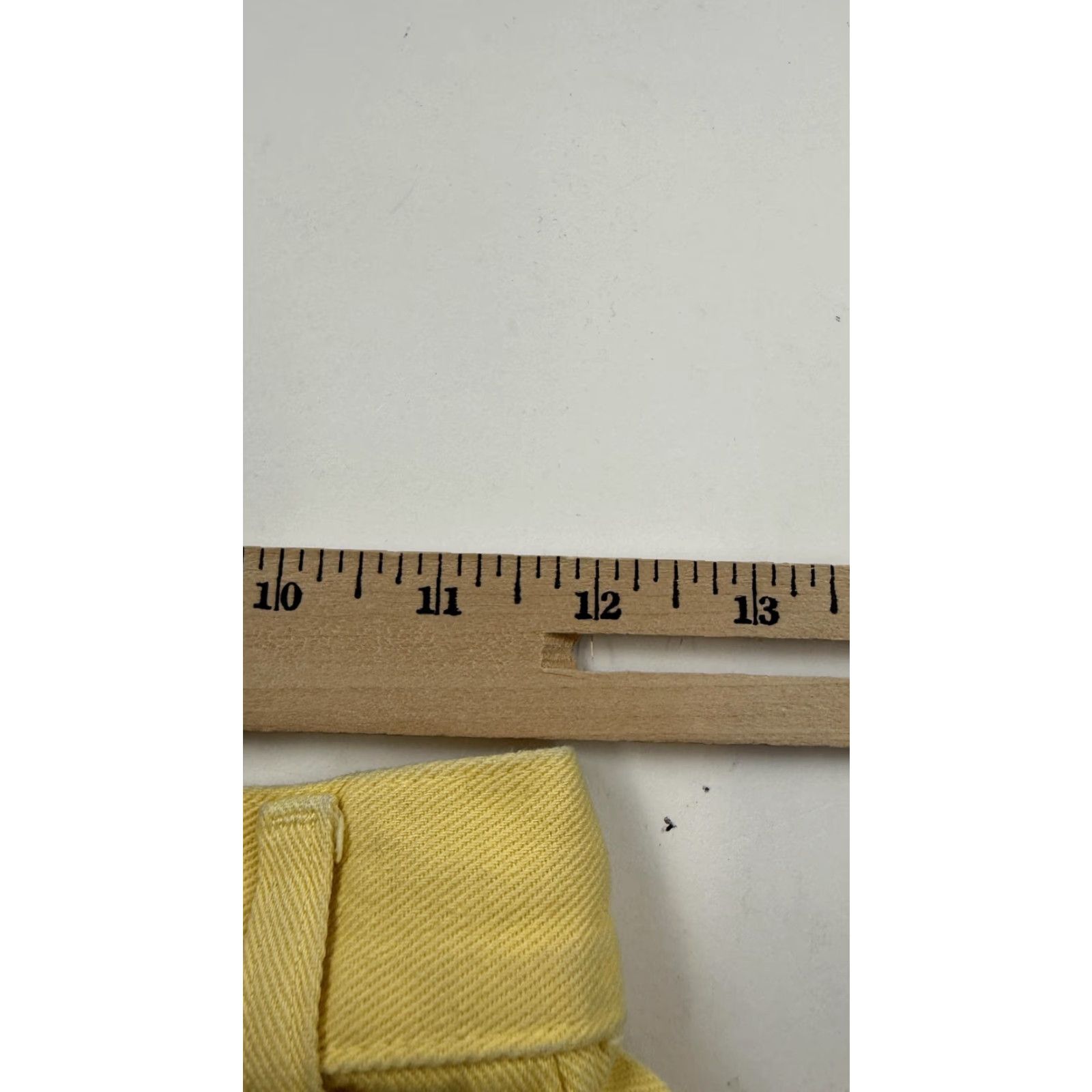 Vintage BP Nordstrom Shorts Women 3 Yellow High Rise Denim Cotton 5 Pocket Vintage Size 26" / US 2 / IT 38 - 8 Thumbnail