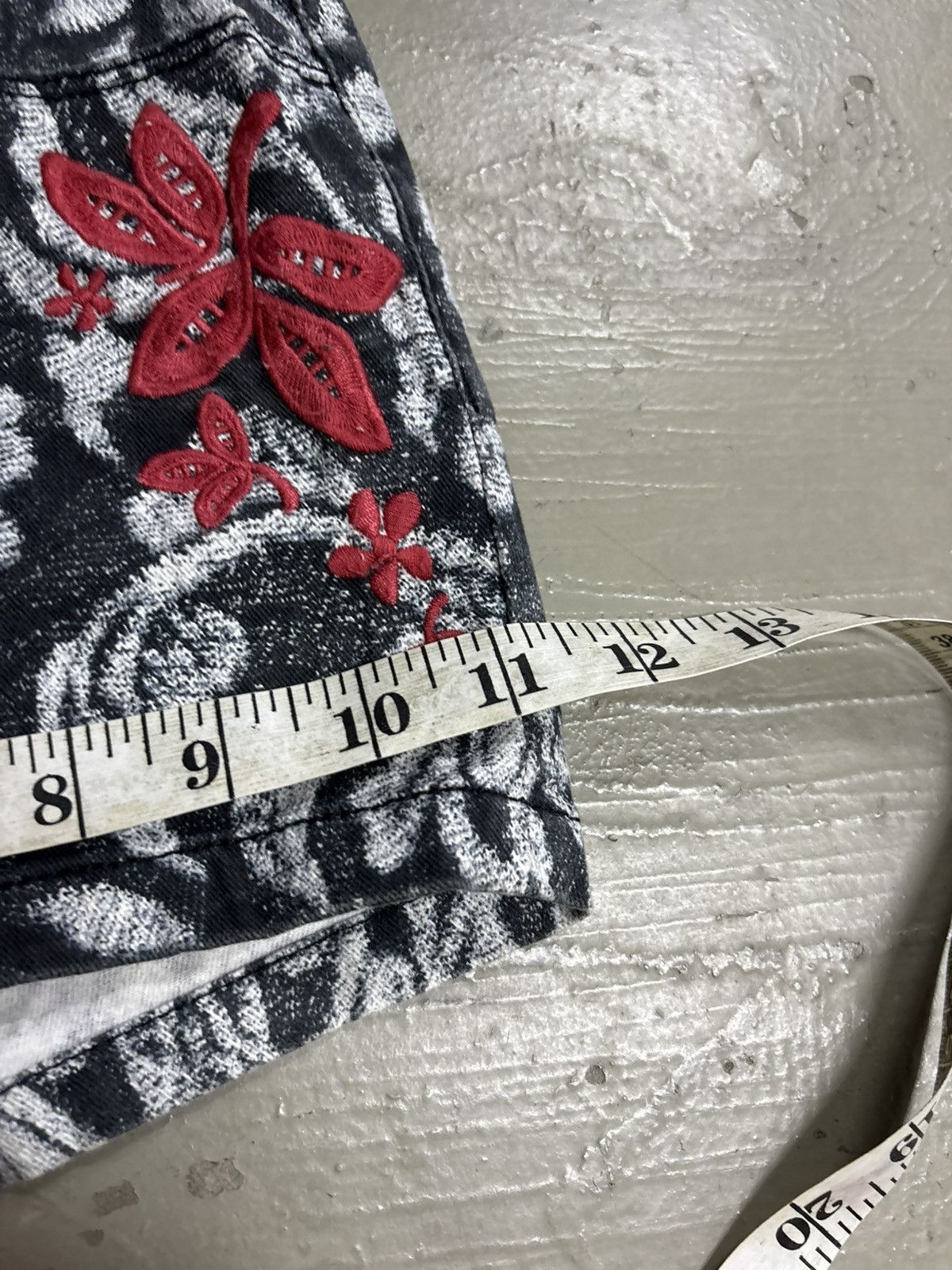 Hysteric Glamour Vintage Hysteric Glamour Floral Shorts H&M Size 34" / US 12 / IT 48 - 12 Thumbnail