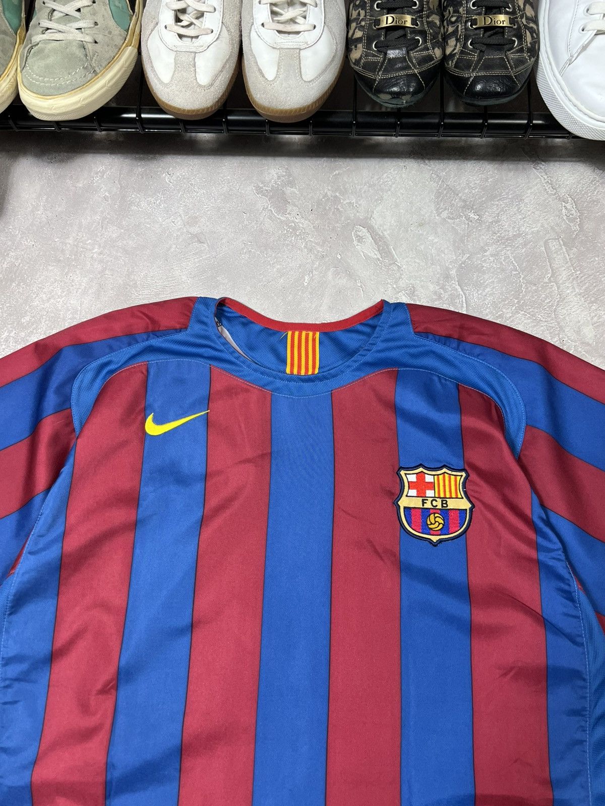 Vintage Vintage Nike Bercelona #9 Eto'O 2005-06 Soccer Jersey Size US XL / EU 56 / 4 - 5 Thumbnail