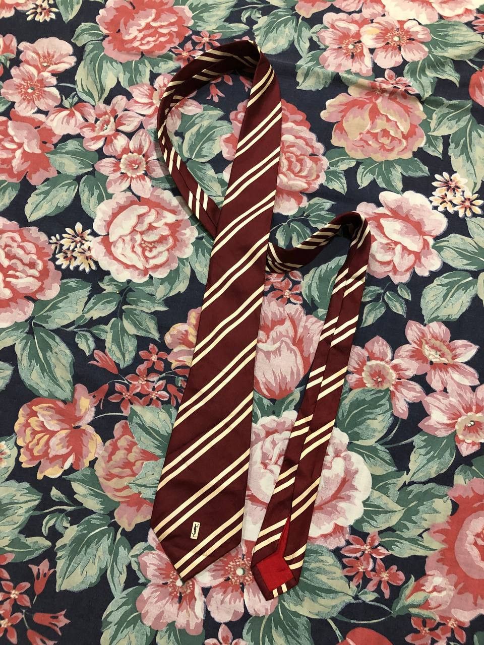 Yves Saint Laurent Vintage luxury Tie print Yves Saint Laurent Y2K One size Size ONE SIZE - 8 Thumbnail
