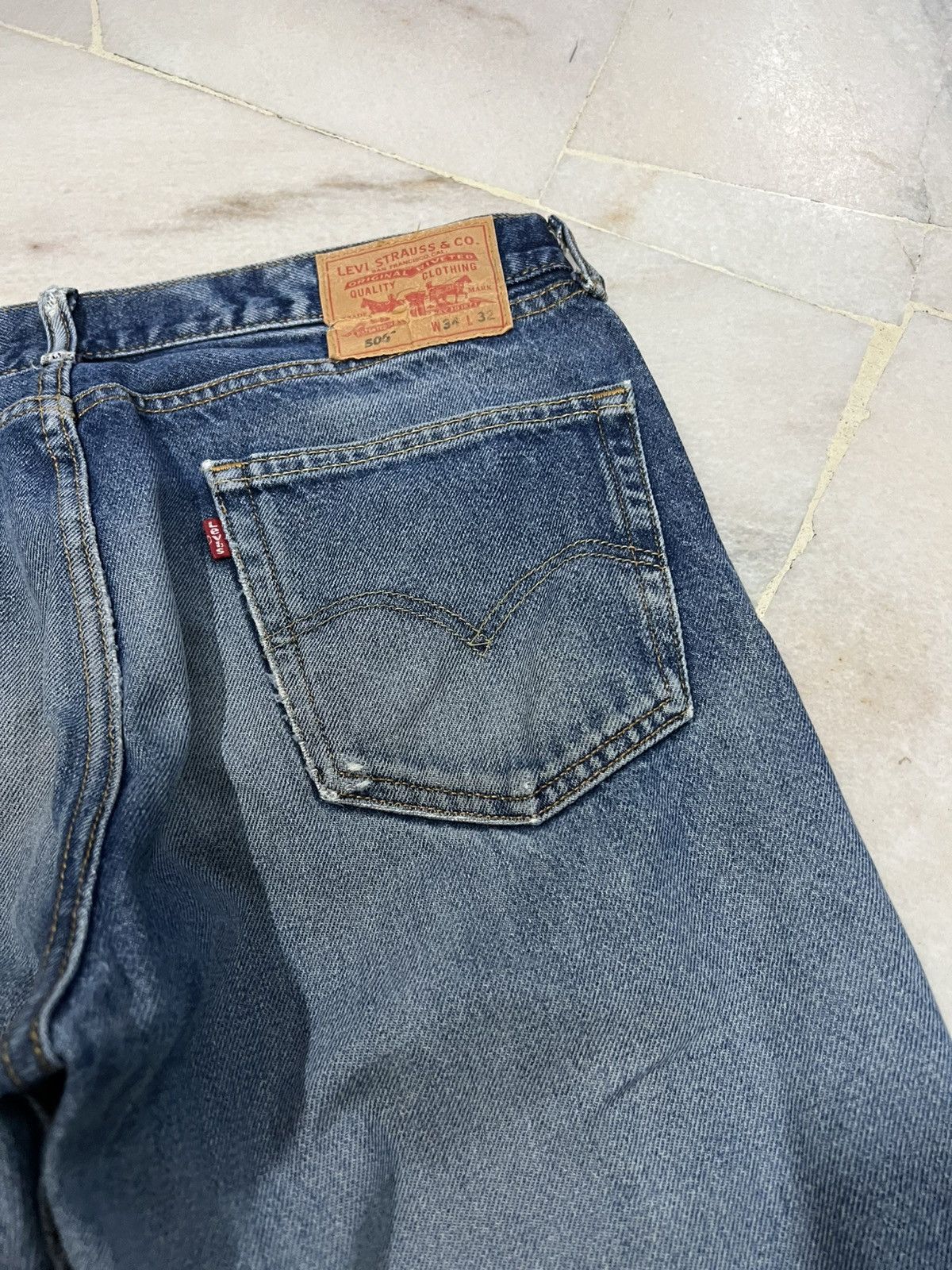 Levi's × Levi's Vintage Clothing 💥Baggy💥90s Style Levis 505 Distress Washed Jean Size US 33 - 15 Thumbnail