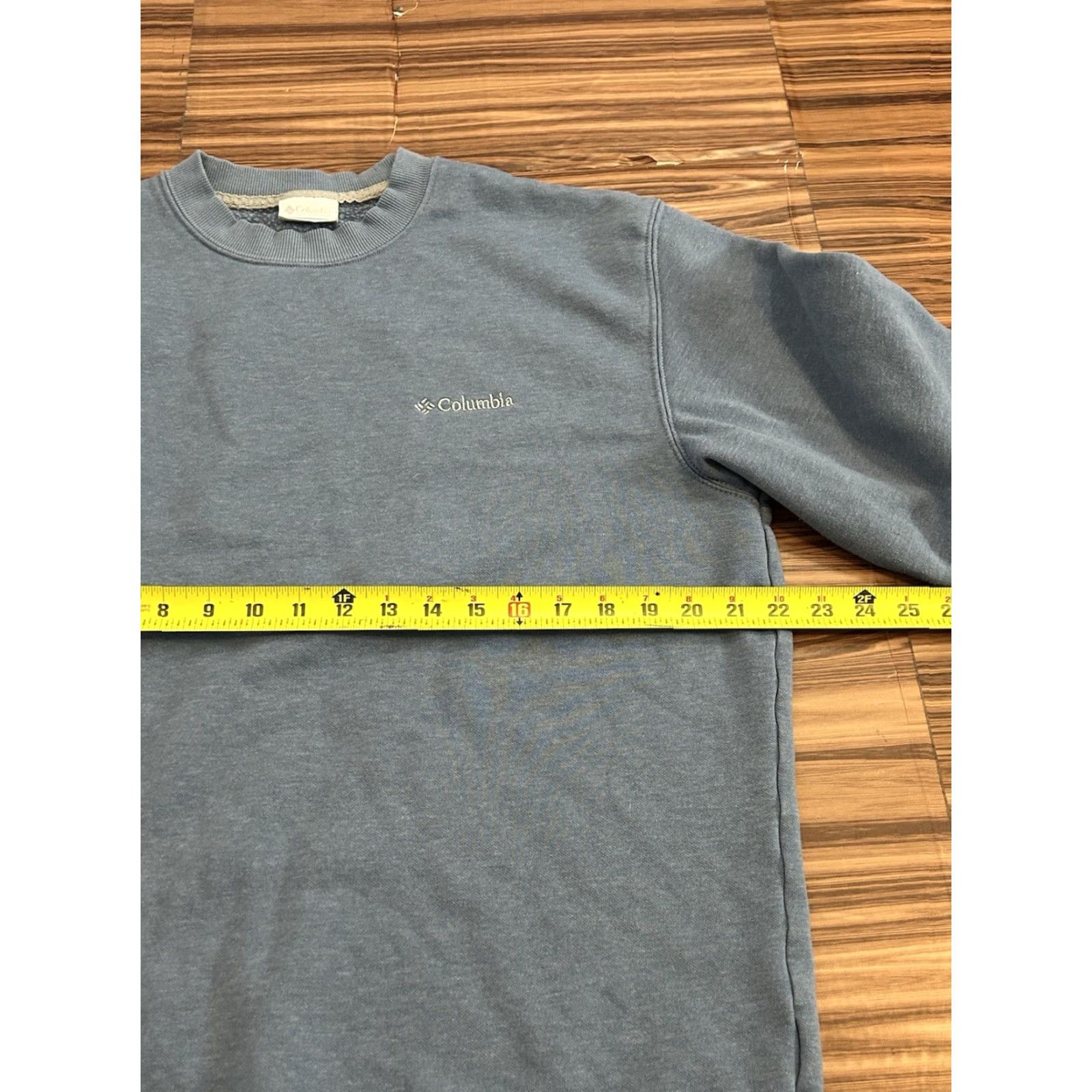 Vintage VINTAGE Columbia Sweatshirt Mens Blue Pullover Crew Neck Long Sleeve Large Regular Knit Cotton Blend Outdoor All Seasons 90s? Size US L / EU 52-54 / 3 - 3 Thumbnail