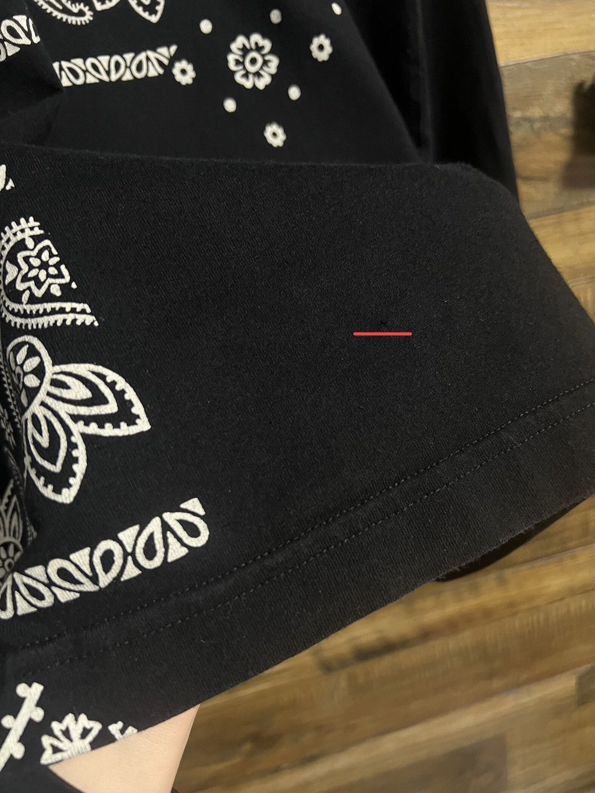 Palm Angels PALM ANGELS Bandana Paisley Logo Printed Long Sleeve Tee Size US S / EU 44-46 / 1 - 6 Thumbnail