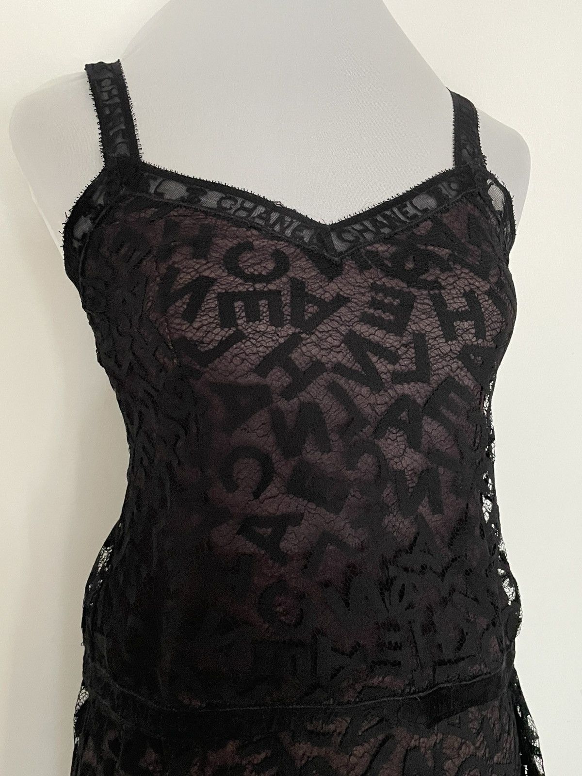 Chanel CHANEL SET TOP AND SKIRT LOGO CC MONOGRAM Size 27" / US 4 / IT 40 - 2 Thumbnail