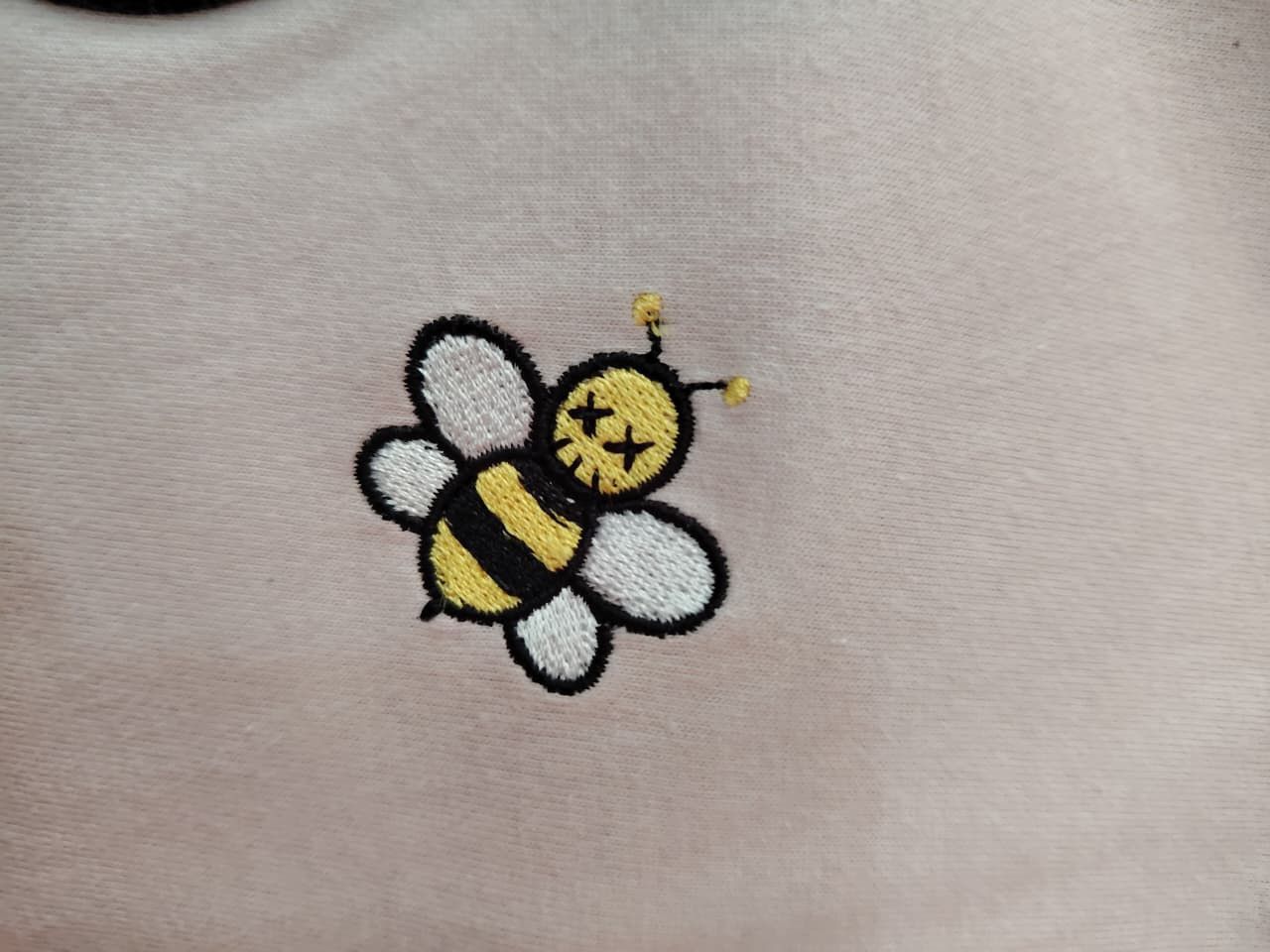 Dior × Kaws Dior x KAWS Pink Logo Bee Size US M / EU 48-50 / 2 - 4 Thumbnail