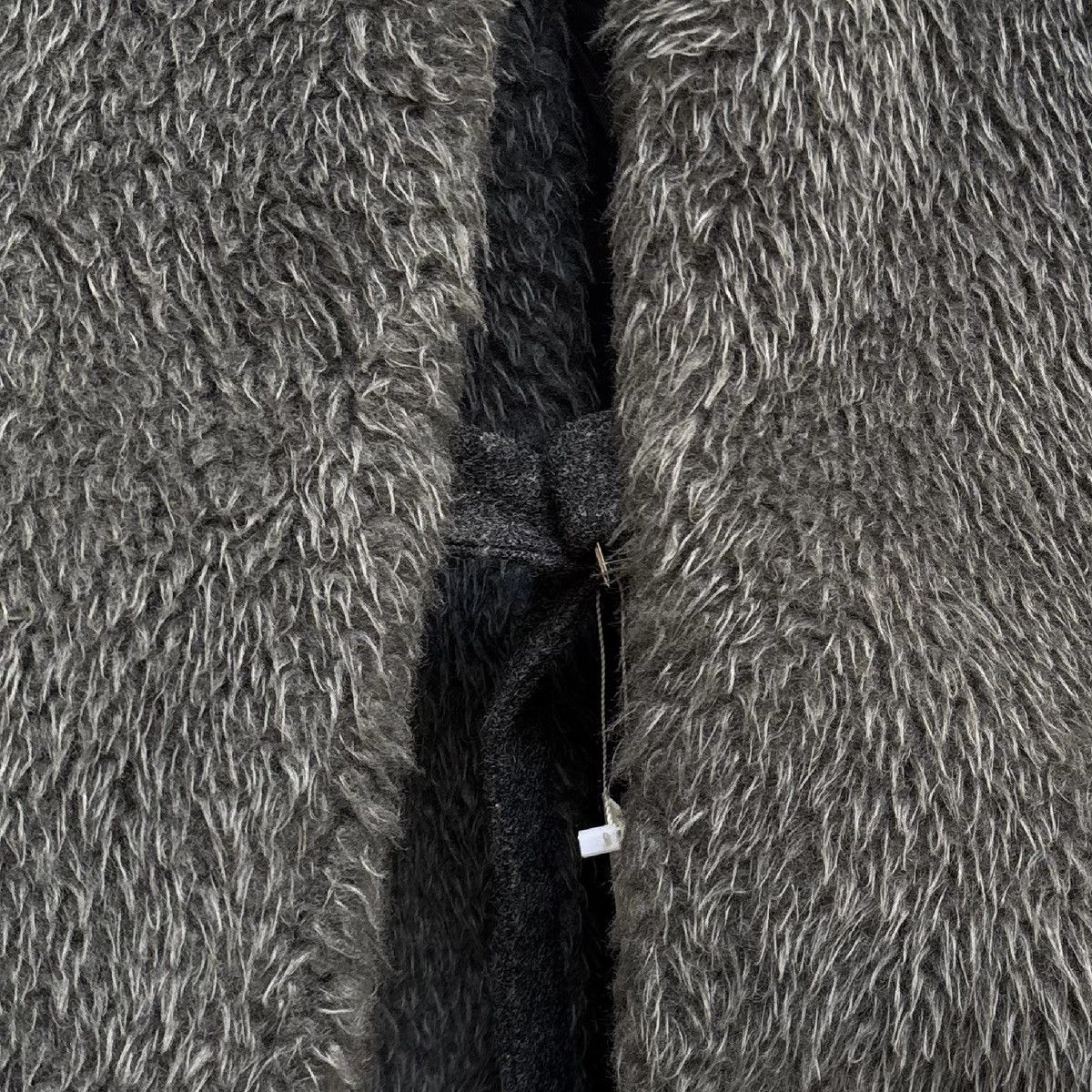 Helmut Lang FW19 Helmut Lang Layered Shaggy Fur Charcoal Robe Size M / US 6-8 / IT 42-44 - 11 Thumbnail