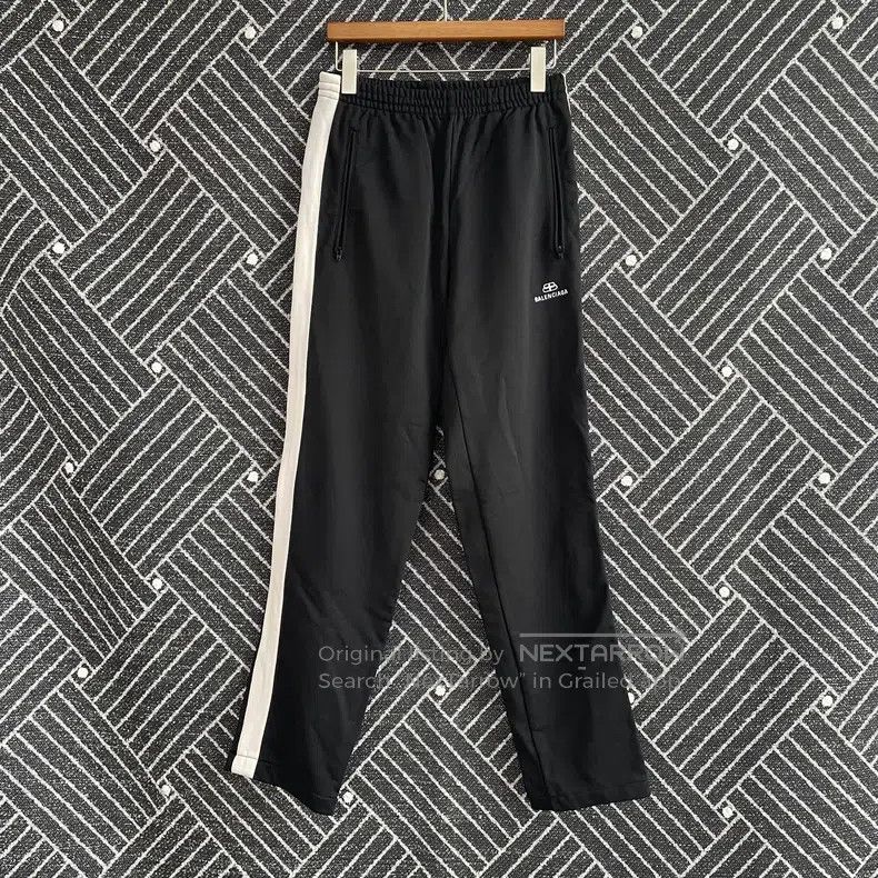 Balenciaga Balenciaga Logo embroidered comfortable side-seam color bl Size US 34 / EU 50 - 1 Thumbnail