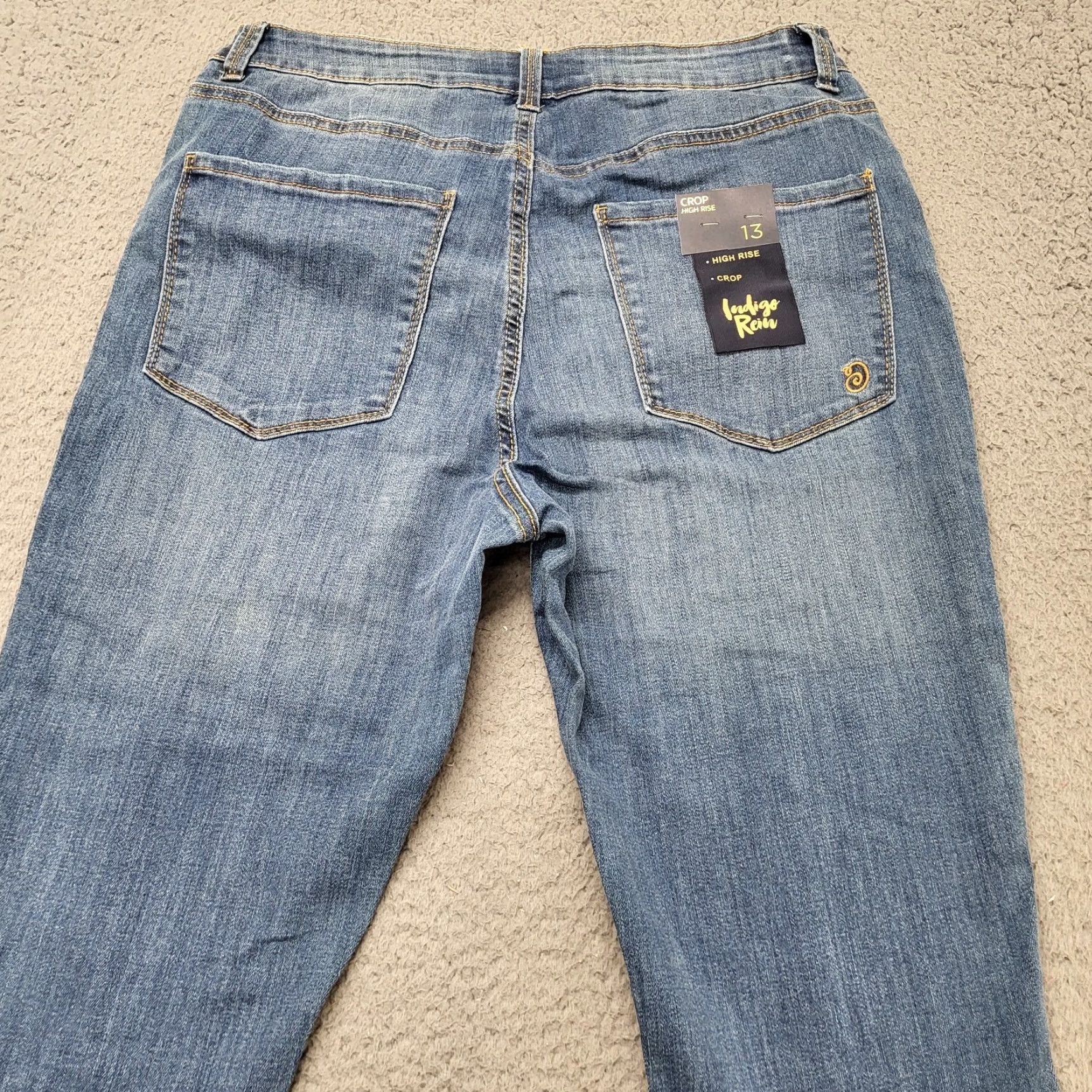 Vintage INDIGO REIN Jeans Women's 13/30 Medium Blue Distressed High Rise Crop Slim 5-Pocket Denim Jeans Womens 90s City College Fashion Size 34" / US 12 / IT 48 - 3 Thumbnail