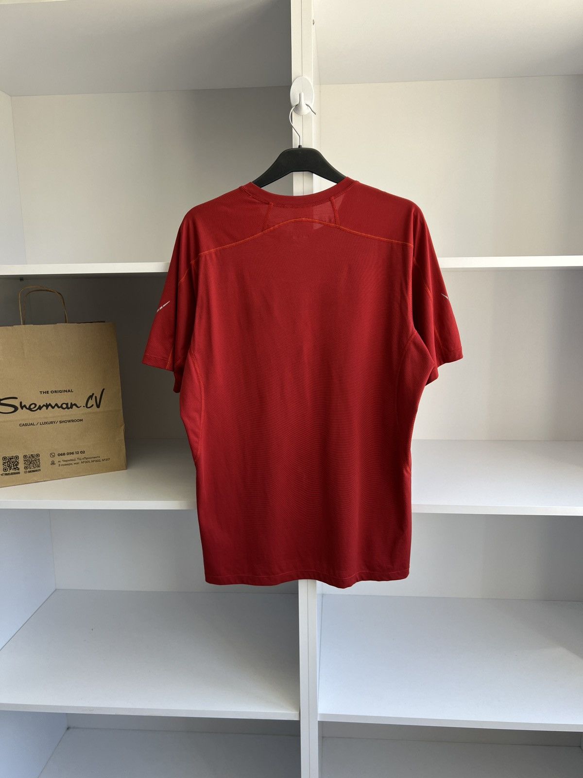 Arc'teryx × Vintage Vintage Arc’teryx red T-shirt Size US L / EU 52-54 / 3 - 9 Thumbnail