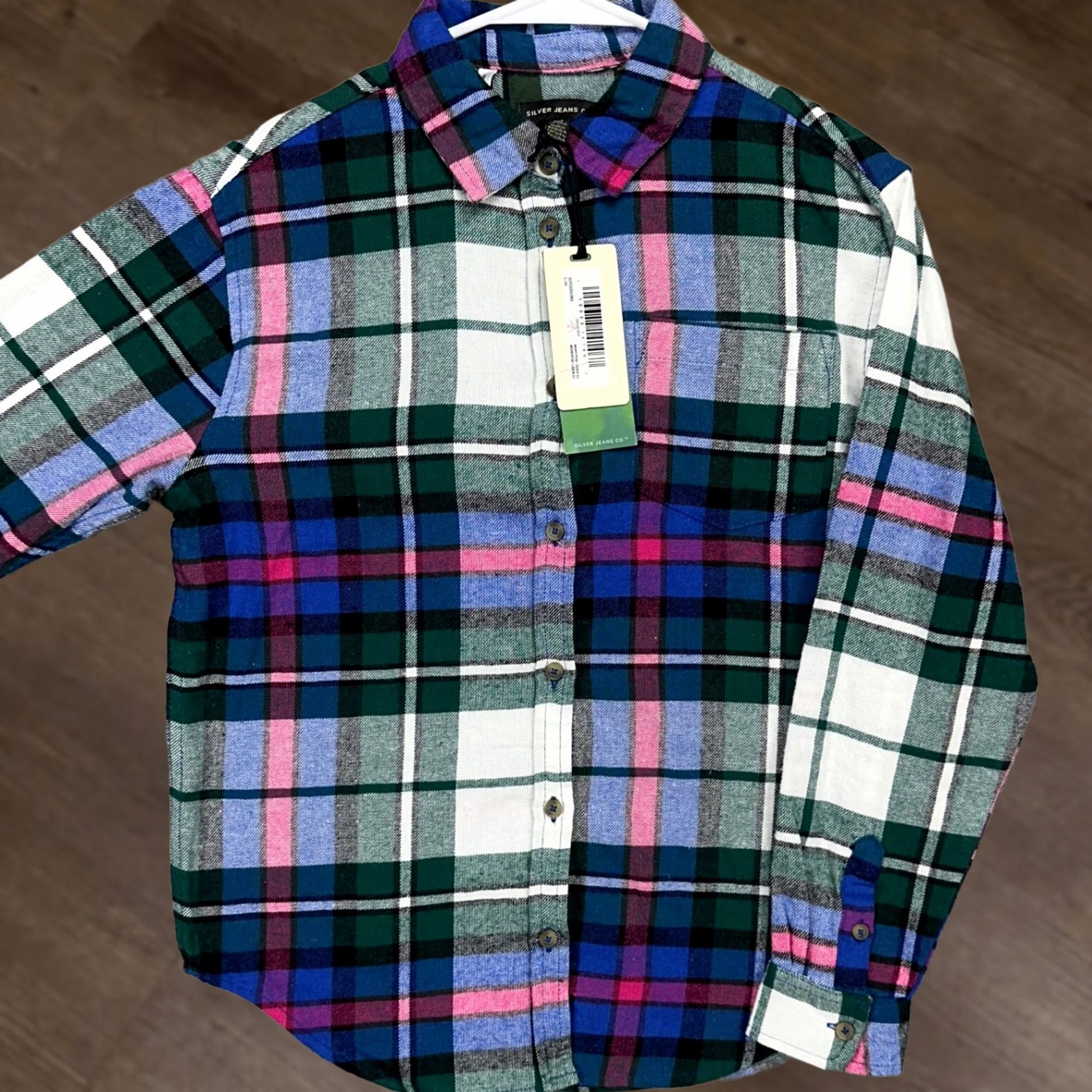 Silver Jeans Co. VINTAGE? No. Silver Jeans Womens Flannel Shirt L Green Blue Plaid Pocket NEW Shirt Womens L Green Plaid Pocket NEW Size L / US 10 / IT 46 - 1 Thumbnail