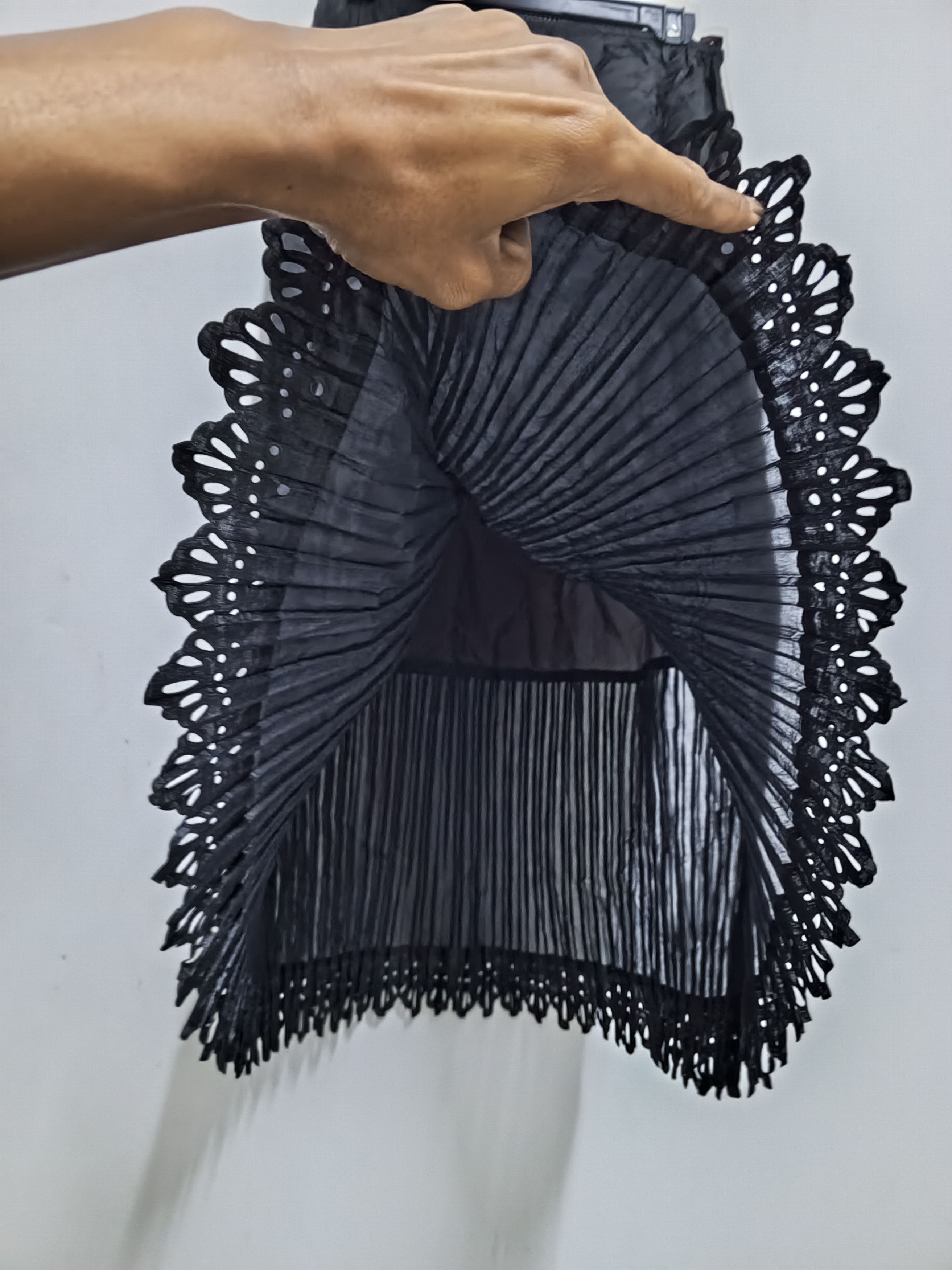 Pleats Please Issey Miyake Rare vintage Hiroko Koshino skirts black by Issey Miyake Size 30" / US 8 / IT 44 - 1 Thumbnail