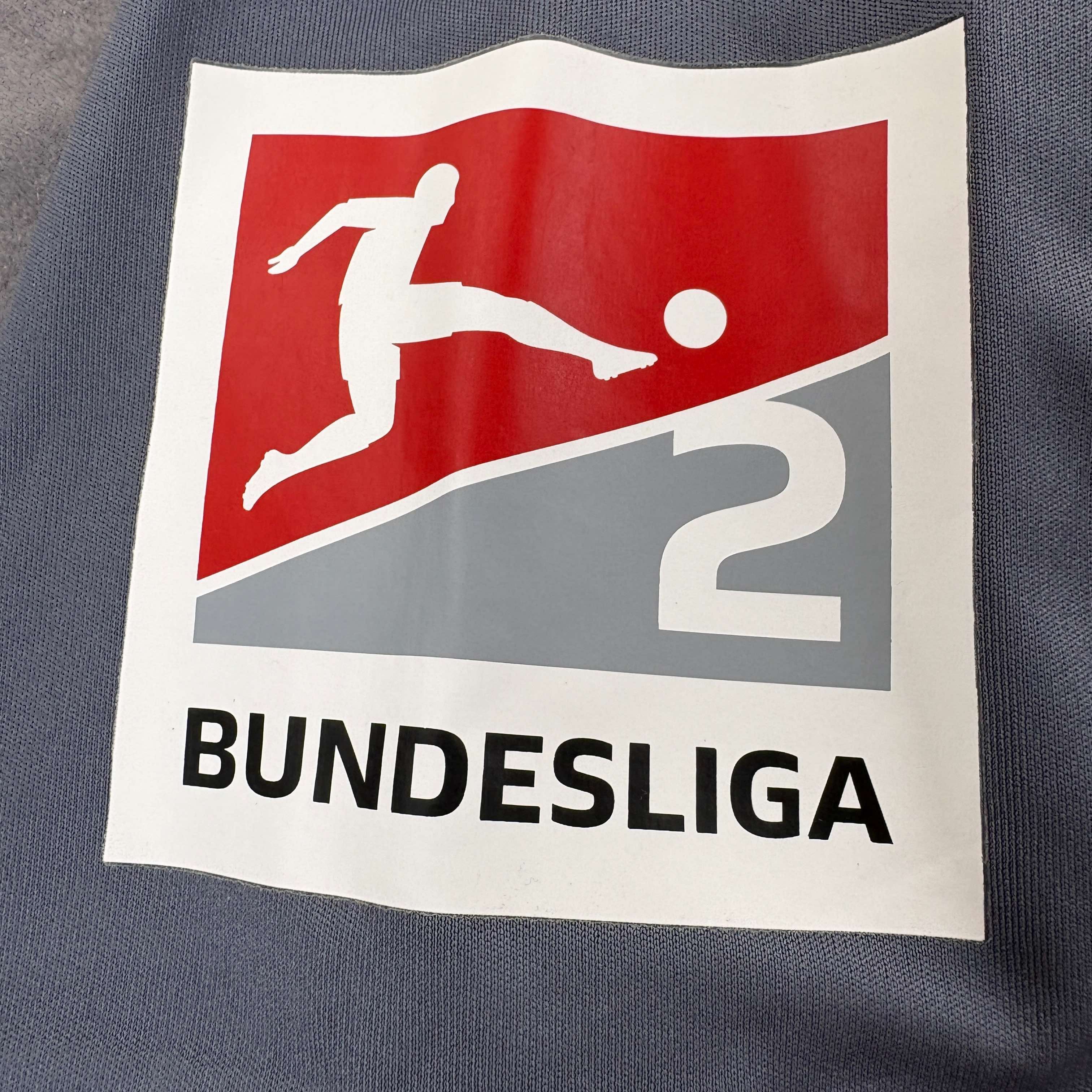 Adidas Hamburg 2020-21 Adidas third Terodde football jersey size M Size US M / EU 48-50 / 2 - 5 Thumbnail