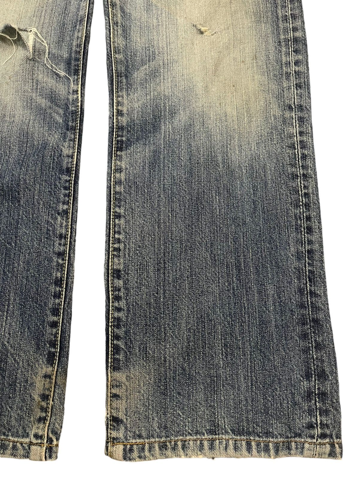 Uniqlo Vintage Japanese Uniqlo Blue Wash Distressed Style Jeans Size US 30 / EU 46 - 6 Thumbnail