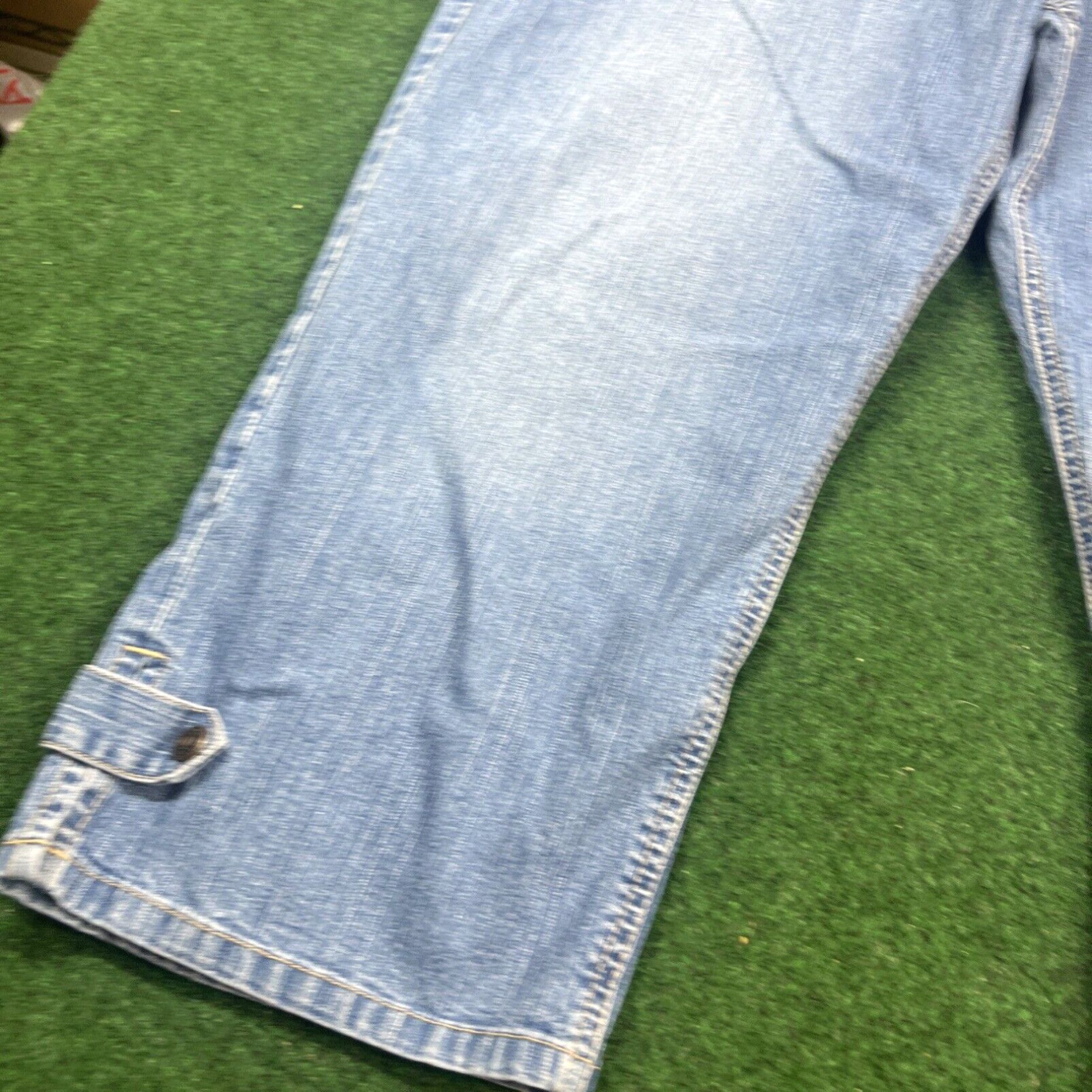 Vintage CRAZY HORSE Jeans Womens 18 Blue Denim Pants Jeans Capri Style Measures 36x22 Size 40" / US 18 - 2 Thumbnail