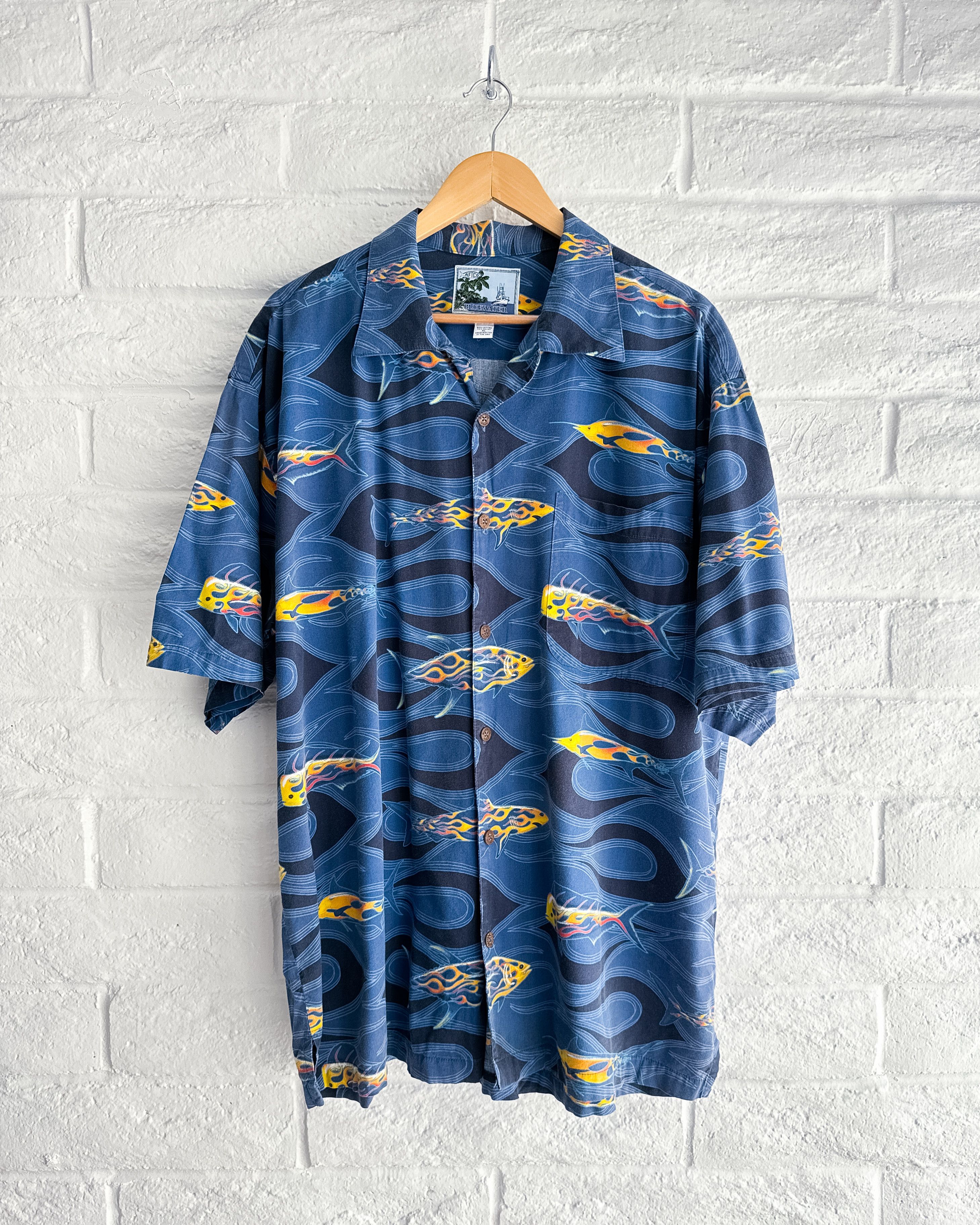 Vintage Vintage 2000s AFTCO Bluewater Hawaiian Shirt Y2K Flames XL Size US XL / EU 56 / 4 - 1 Thumbnail