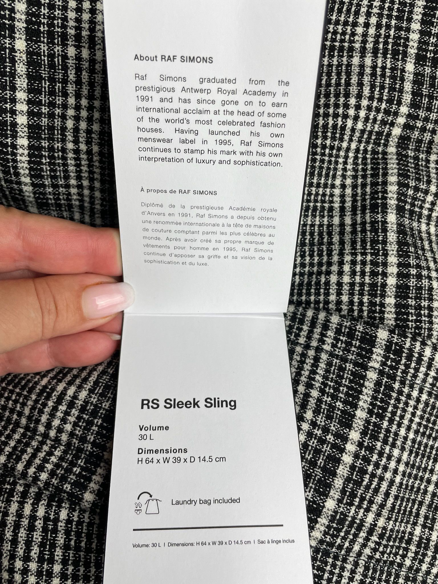 BNWT FW18 Plaid Sleek Sling Bag