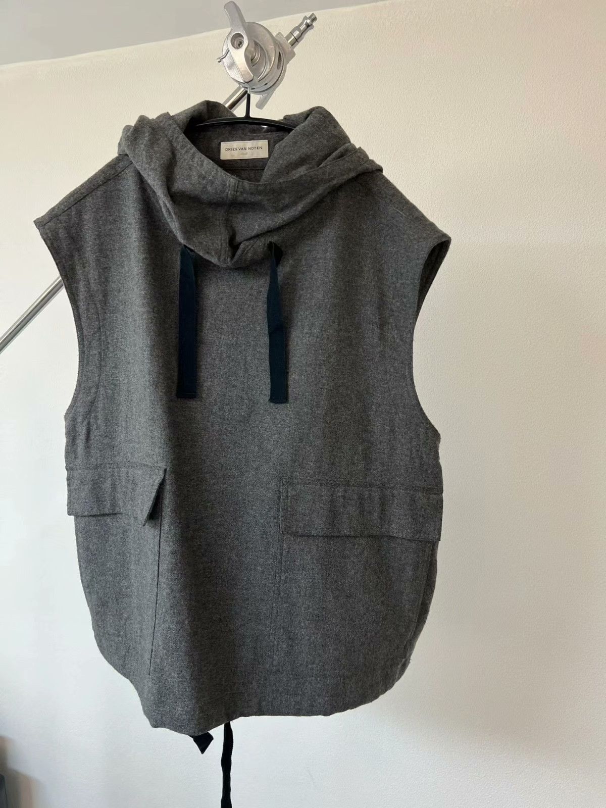 Dries Van Noten Dries van noten Wool sleeveless hooded vest 2501-Nextarrow Size US S / EU 44-46 / 1 - 2 Thumbnail