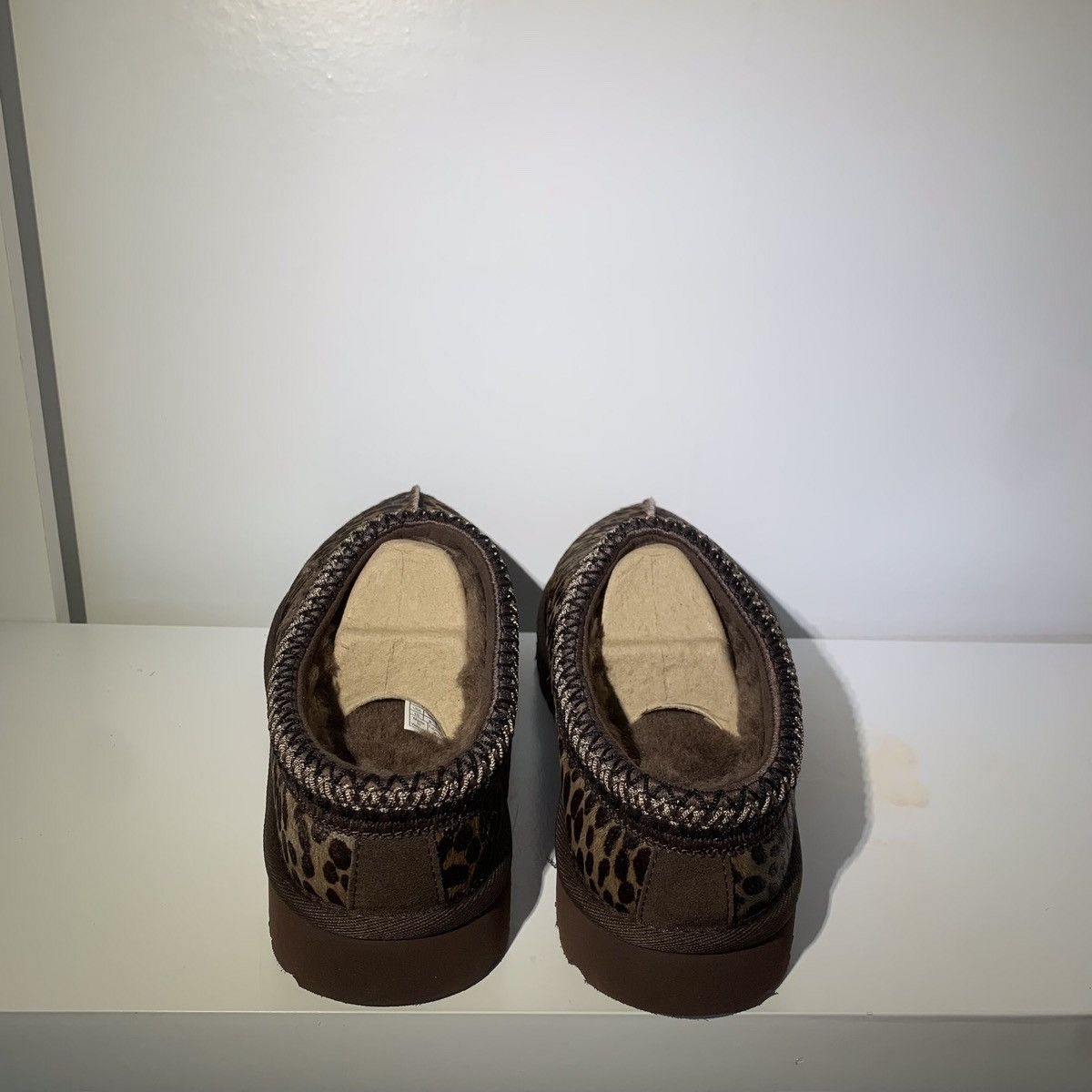 Ugg Ugg Tasman CASPIAN Size US 10 / IT 40 - 4 Thumbnail